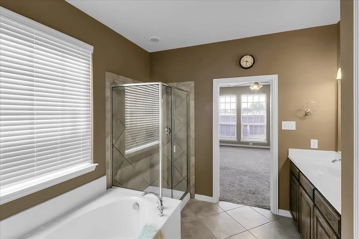 Single Family Residence For Sale in Dallas County , 7306 Waterbury Drive, Rowlett, Texas 75089, 4 Bedroom, 3 Bathroom, 2 Garage spaces, 2,901 Sqft, built in 2010, mls#21408877, Real Estate Agent in Rowlett, Homes For Sale in Dallas county, Homes For Sale in Rowlett, Realtor in Rowlett Texas, Real Estate Brokerage Independent Realty Texas, Luminita Cordes Realtor