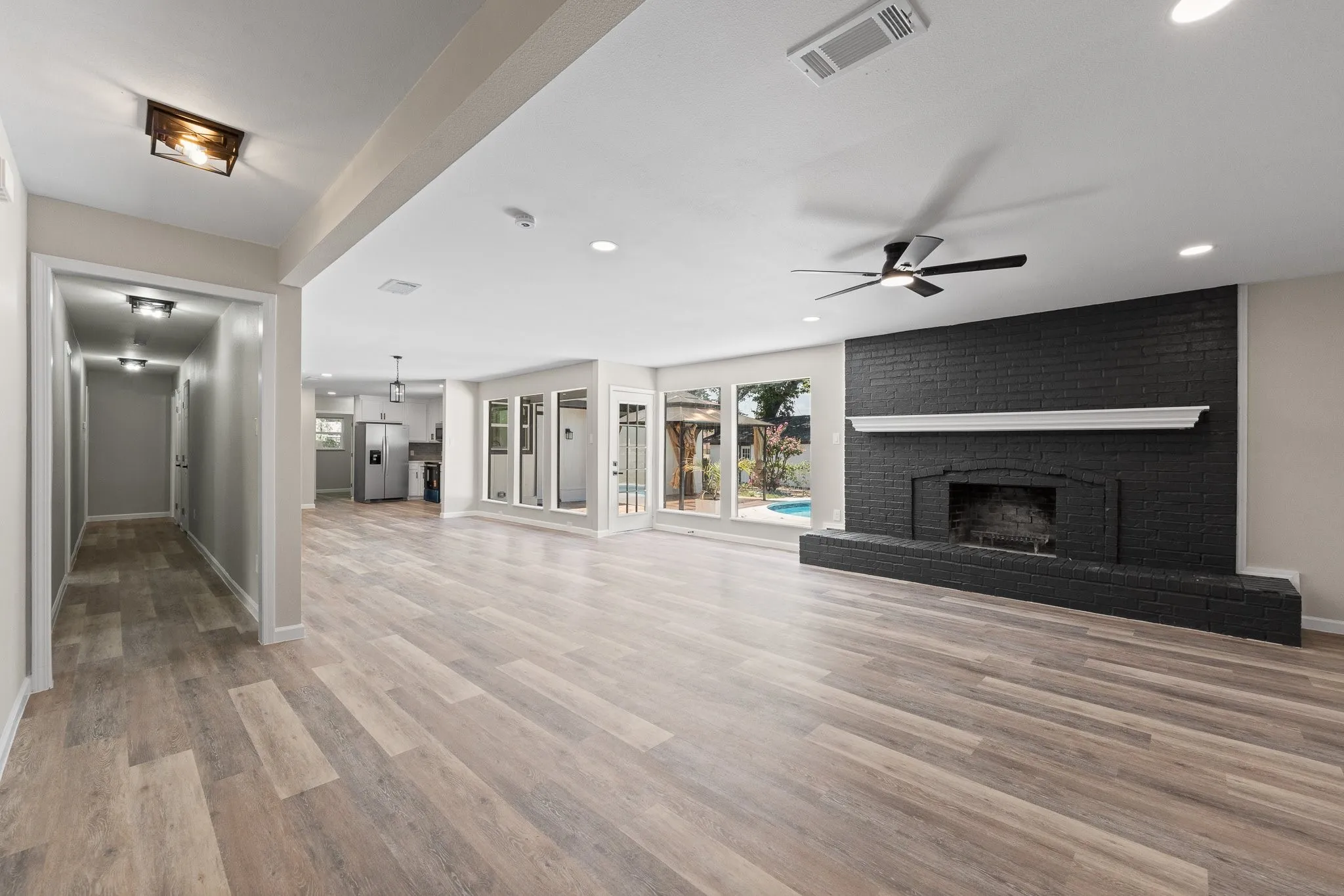 Single Family Residence For Rent in Johnson County , 202 Roaring Springs Drive, Joshua, Texas 76058, 5 Bedroom, 3 Bathroom, 2 Garage spaces, 2,896 Sqft, built in 0, mls#21406386, Real Estate Agent in Joshua, Homes For Rent in Johnson county, Homes For Rent in Joshua, Realtor in Joshua Texas, Real Estate Brokerage Independent Realty Texas, Luminita Cordes Realtor