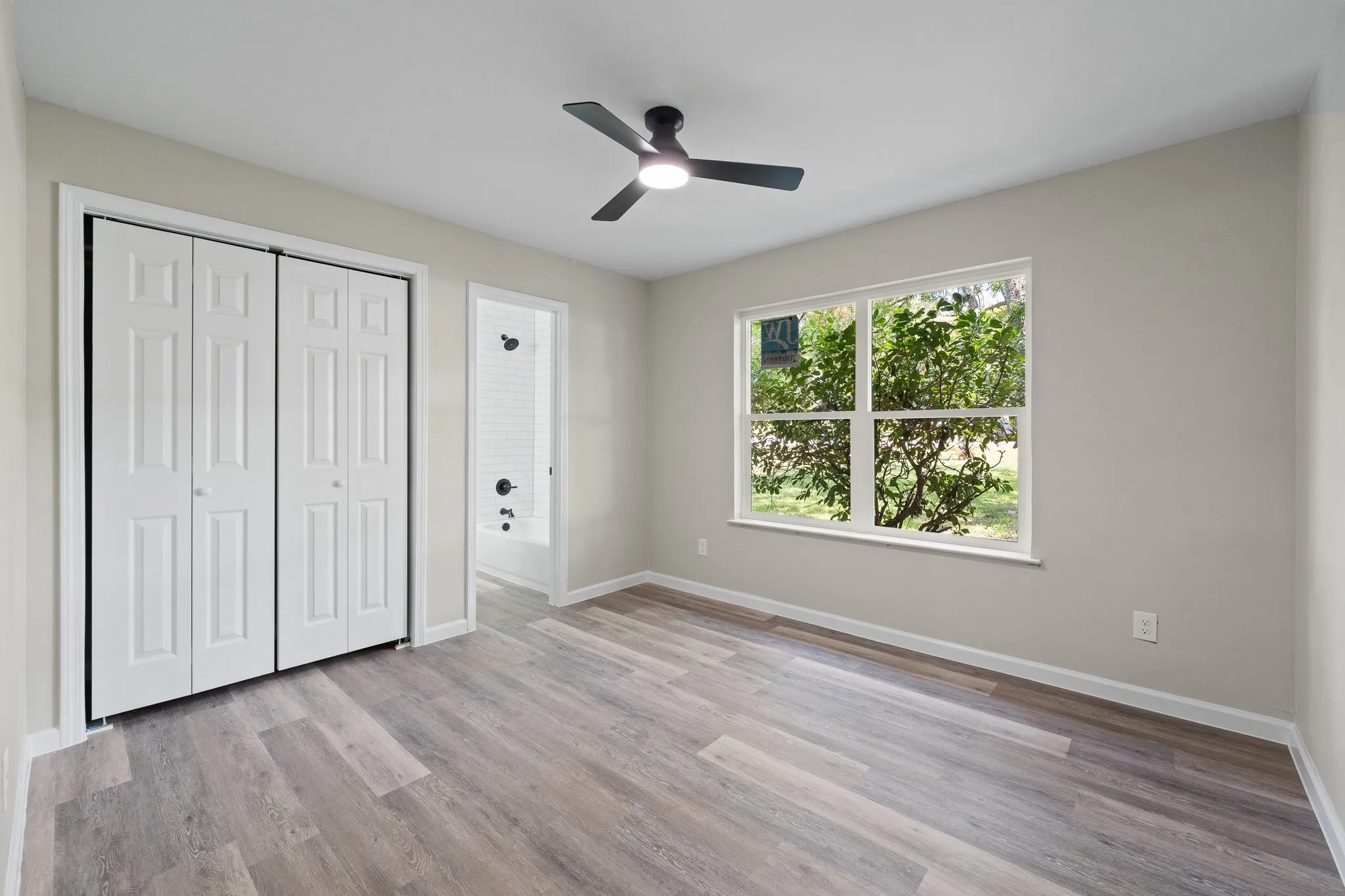 Single Family Residence For Rent in Johnson County , 202 Roaring Springs Drive, Joshua, Texas 76058, 5 Bedroom, 3 Bathroom, 2 Garage spaces, 2,896 Sqft, built in 0, mls#21406386, Real Estate Agent in Joshua, Homes For Rent in Johnson county, Homes For Rent in Joshua, Realtor in Joshua Texas, Real Estate Brokerage Independent Realty Texas, Luminita Cordes Realtor