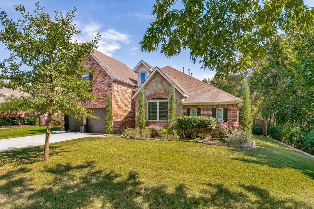 Single Family Residence For Sale in Denton County , 1912 Creek Bend Drive, Corinth, Texas 76208, 4 Bedroom, 3 Bathroom, 2 Garage spaces, 2,937 Sqft, built in 2002, mls#21407138, Real Estate Agent in Corinth, Homes For Sale in Denton county, Homes For Sale in Corinth, Realtor in Corinth Texas, Real Estate Brokerage Independent Realty Texas, Luminita Cordes Realtor