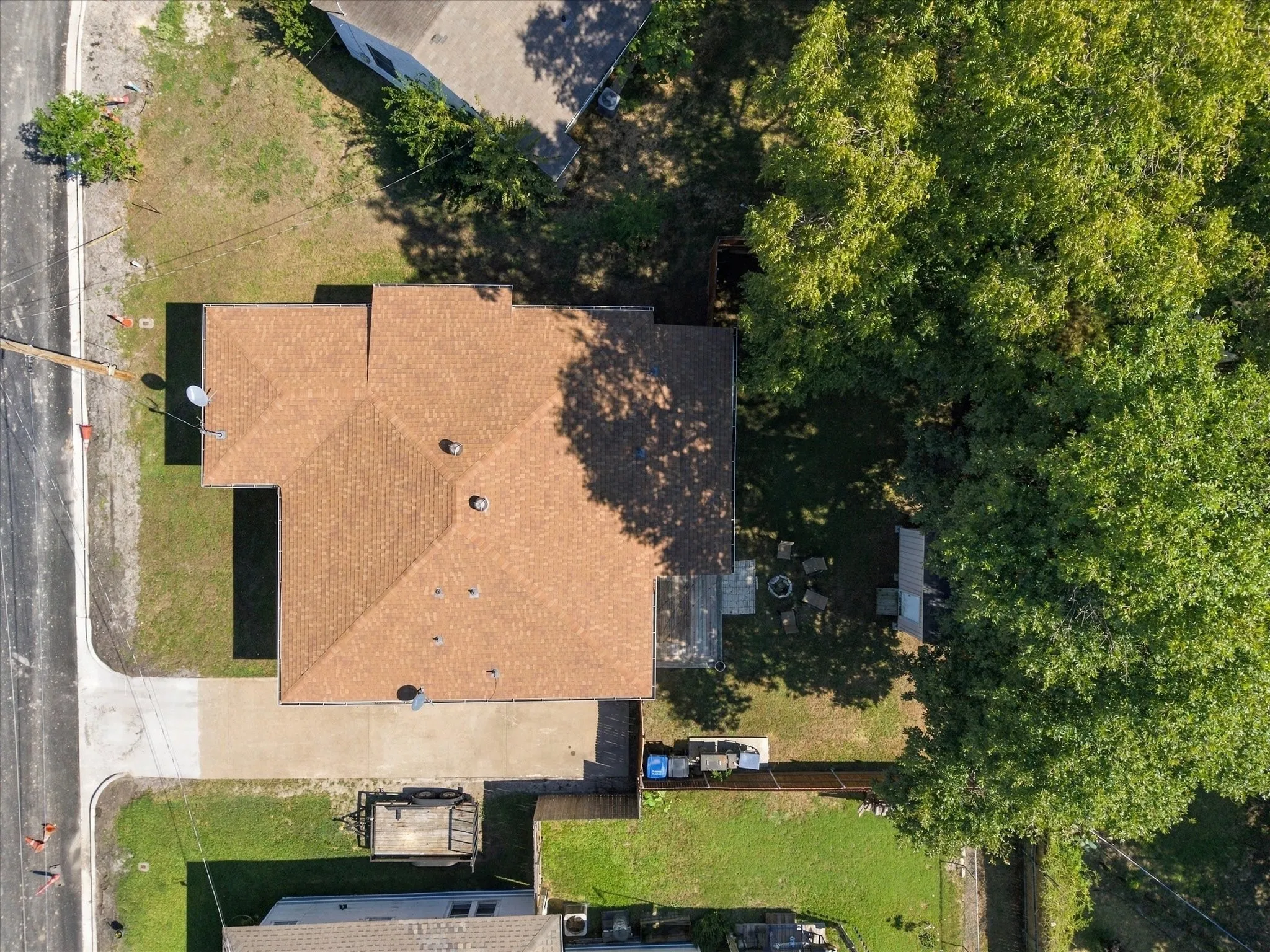 Single Family Residence For Sale in Hunt County , 2206 Drake Street, Caddo Mills, Texas 75135, 4 Bedroom, 2 Bathroom, Garage spaces, 1,588 Sqft, built in 1970, mls#21408885, Real Estate Agent in Caddo Mills, Homes For Sale in Hunt county, Homes For Sale in Caddo Mills, Realtor in Caddo Mills Texas, Real Estate Brokerage Independent Realty Texas, Luminita Cordes Realtor