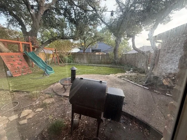 Single Family Residence For Rent in Dallas County , 6918 LA MANGA Drive, Dallas, Texas 75248, 4 Bedroom, 3 Bathroom, 2 Garage spaces, 2,750 Sqft, built in 1976, mls#21408891, Real Estate Agent in Dallas, Homes For Rent in Dallas county, Homes For Rent in Dallas, Realtor in Dallas Texas, Real Estate Brokerage Independent Realty Texas, Luminita Cordes Realtor