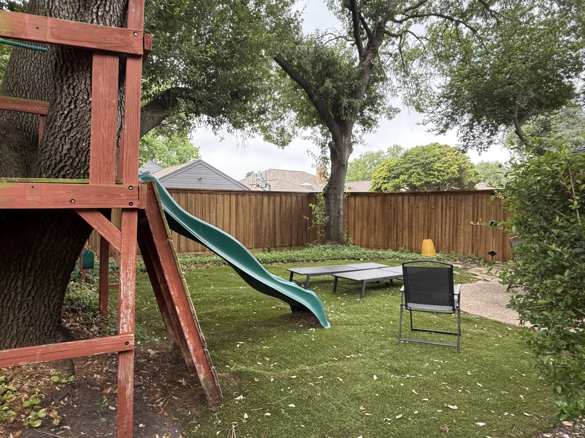 Single Family Residence For Rent in Dallas County , 6918 LA MANGA Drive, Dallas, Texas 75248, 4 Bedroom, 3 Bathroom, 2 Garage spaces, 2,750 Sqft, built in 1976, mls#21408891, Real Estate Agent in Dallas, Homes For Rent in Dallas county, Homes For Rent in Dallas, Realtor in Dallas Texas, Real Estate Brokerage Independent Realty Texas, Luminita Cordes Realtor