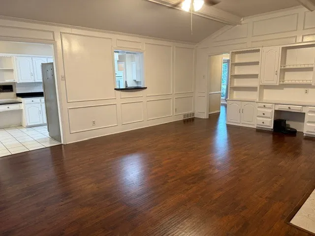 Single Family Residence For Rent in Dallas County , 6918 LA MANGA Drive, Dallas, Texas 75248, 4 Bedroom, 3 Bathroom, 2 Garage spaces, 2,750 Sqft, built in 1976, mls#21408891, Real Estate Agent in Dallas, Homes For Rent in Dallas county, Homes For Rent in Dallas, Realtor in Dallas Texas, Real Estate Brokerage Independent Realty Texas, Luminita Cordes Realtor