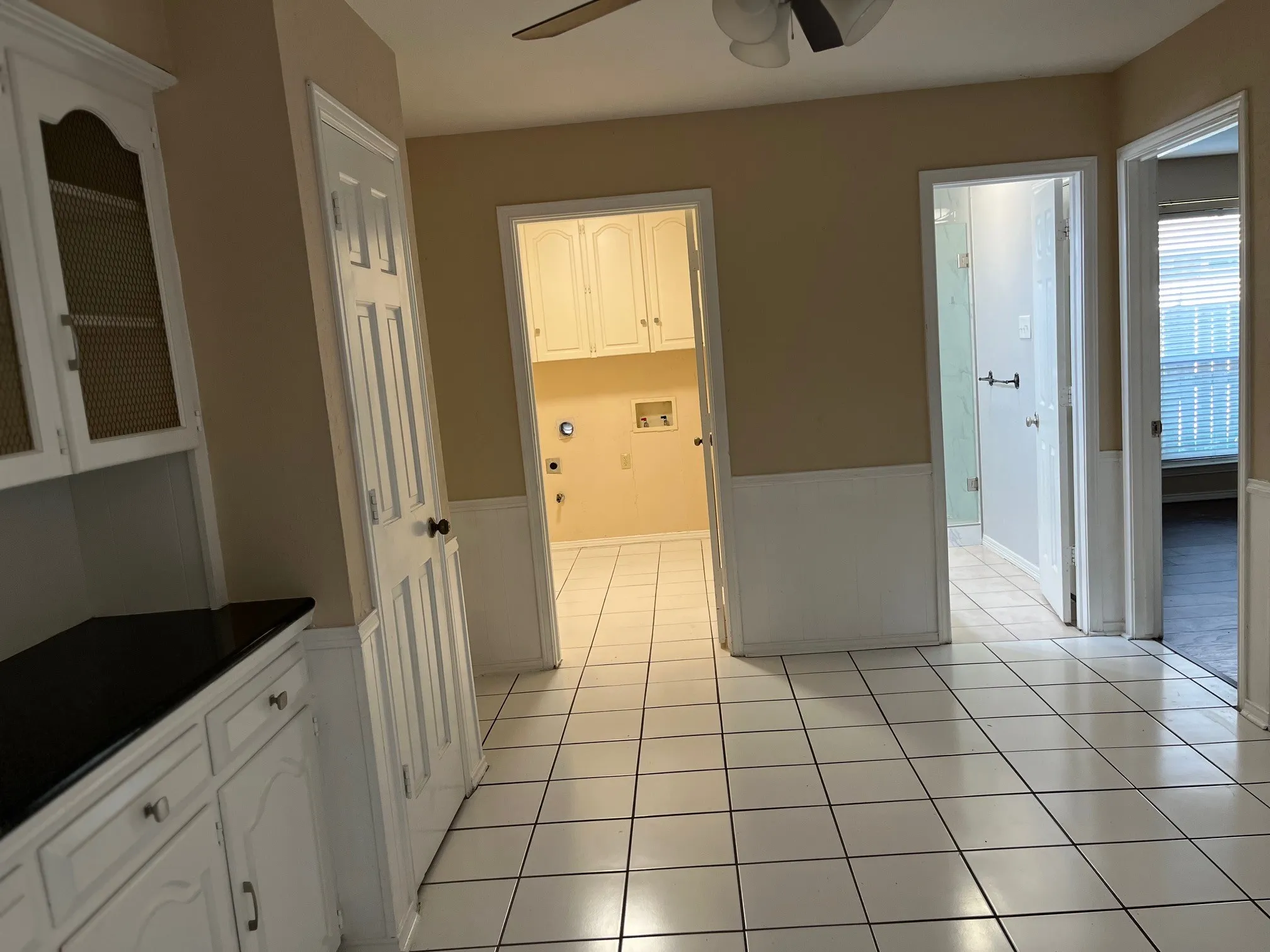 Single Family Residence For Rent in Dallas County , 6918 LA MANGA Drive, Dallas, Texas 75248, 4 Bedroom, 3 Bathroom, 2 Garage spaces, 2,750 Sqft, built in 1976, mls#21408891, Real Estate Agent in Dallas, Homes For Rent in Dallas county, Homes For Rent in Dallas, Realtor in Dallas Texas, Real Estate Brokerage Independent Realty Texas, Luminita Cordes Realtor
