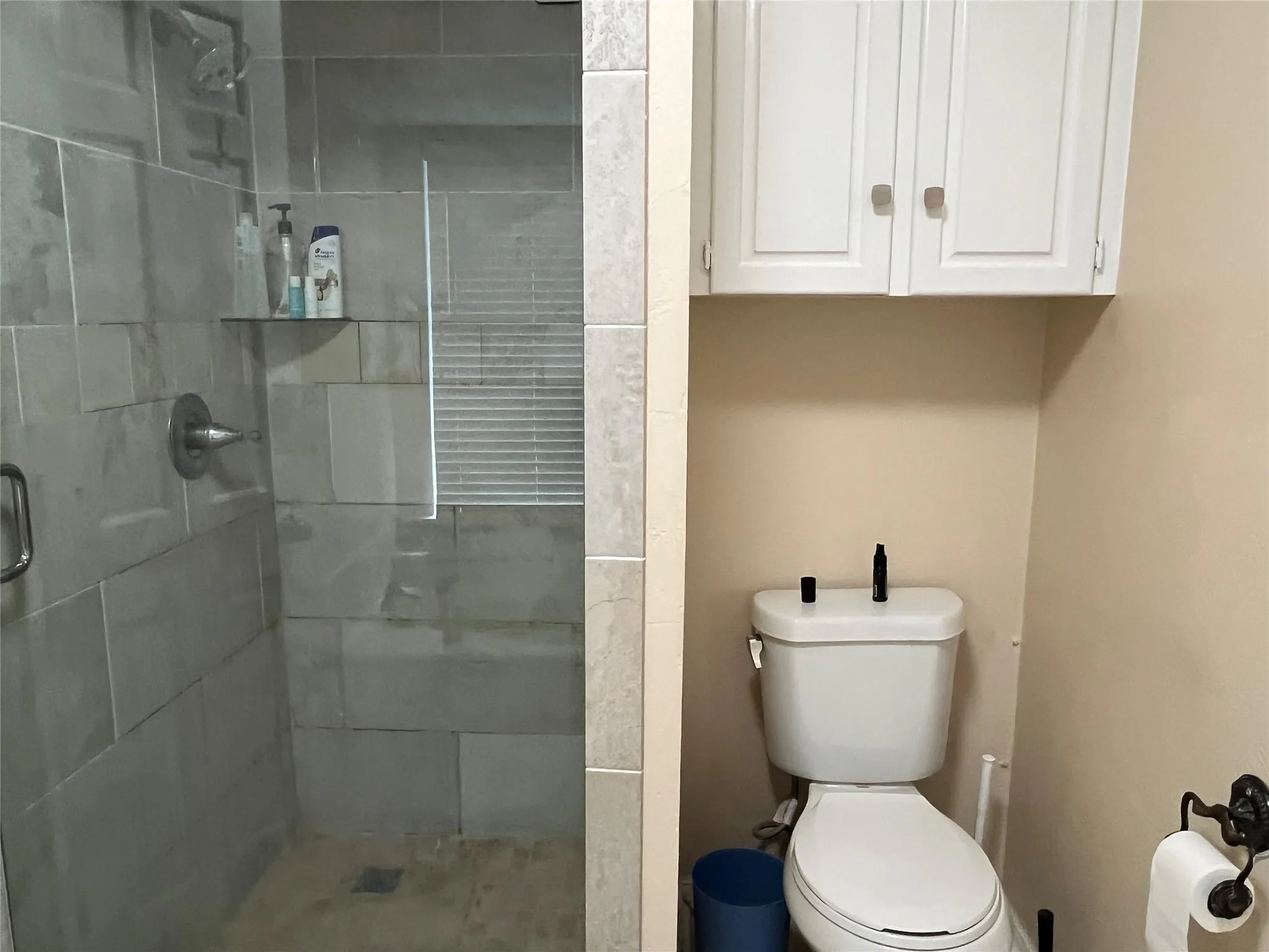 Single Family Residence For Rent in Dallas County , 6918 LA MANGA Drive, Dallas, Texas 75248, 4 Bedroom, 3 Bathroom, 2 Garage spaces, 2,750 Sqft, built in 1976, mls#21408891, Real Estate Agent in Dallas, Homes For Rent in Dallas county, Homes For Rent in Dallas, Realtor in Dallas Texas, Real Estate Brokerage Independent Realty Texas, Luminita Cordes Realtor