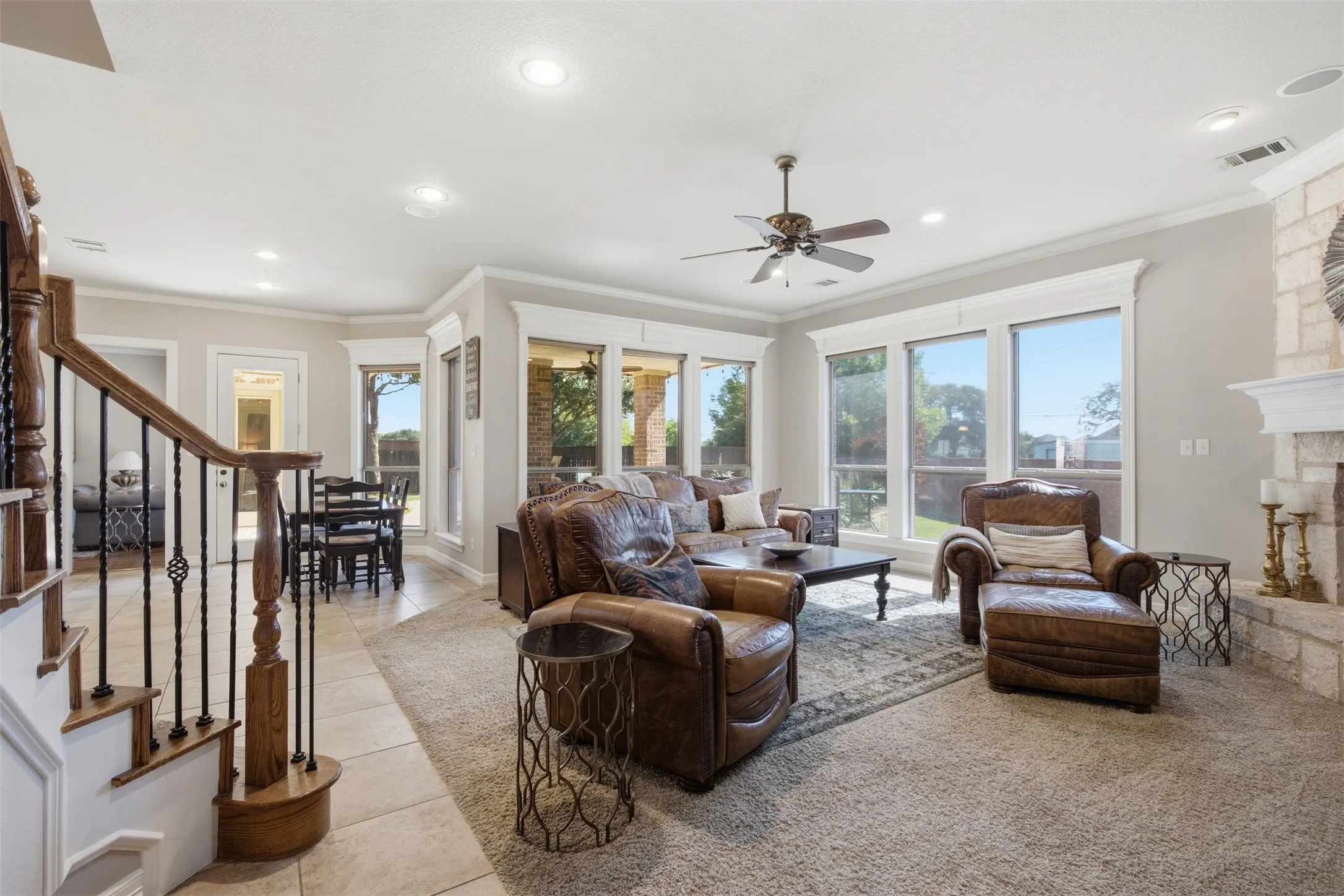 Single Family Residence For Sale in Tarrant County , 9204 Hailey Court, North Richland Hills, Texas 76182, 5 Bedroom, 3 Bathroom, 3 Garage spaces, 4,450 Sqft, built in 2004, mls#21408871, Real Estate Agent in North Richland Hills, Homes For Sale in Tarrant county, Homes For Sale in North Richland Hills, Realtor in North Richland Hills Texas, Real Estate Brokerage Independent Realty Texas, Luminita Cordes Realtor