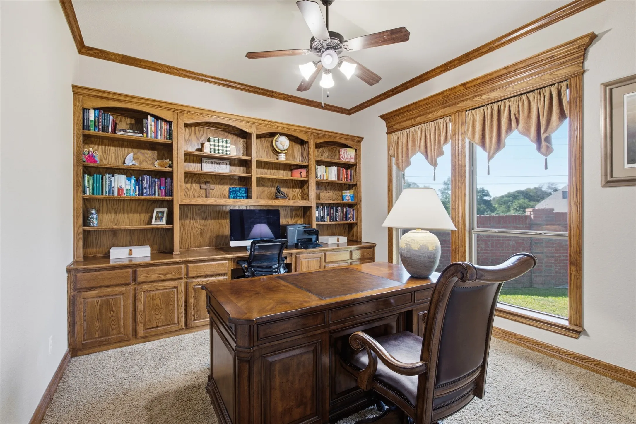 Single Family Residence For Sale in Tarrant County , 9204 Hailey Court, North Richland Hills, Texas 76182, 5 Bedroom, 3 Bathroom, 3 Garage spaces, 4,450 Sqft, built in 2004, mls#21408871, Real Estate Agent in North Richland Hills, Homes For Sale in Tarrant county, Homes For Sale in North Richland Hills, Realtor in North Richland Hills Texas, Real Estate Brokerage Independent Realty Texas, Luminita Cordes Realtor