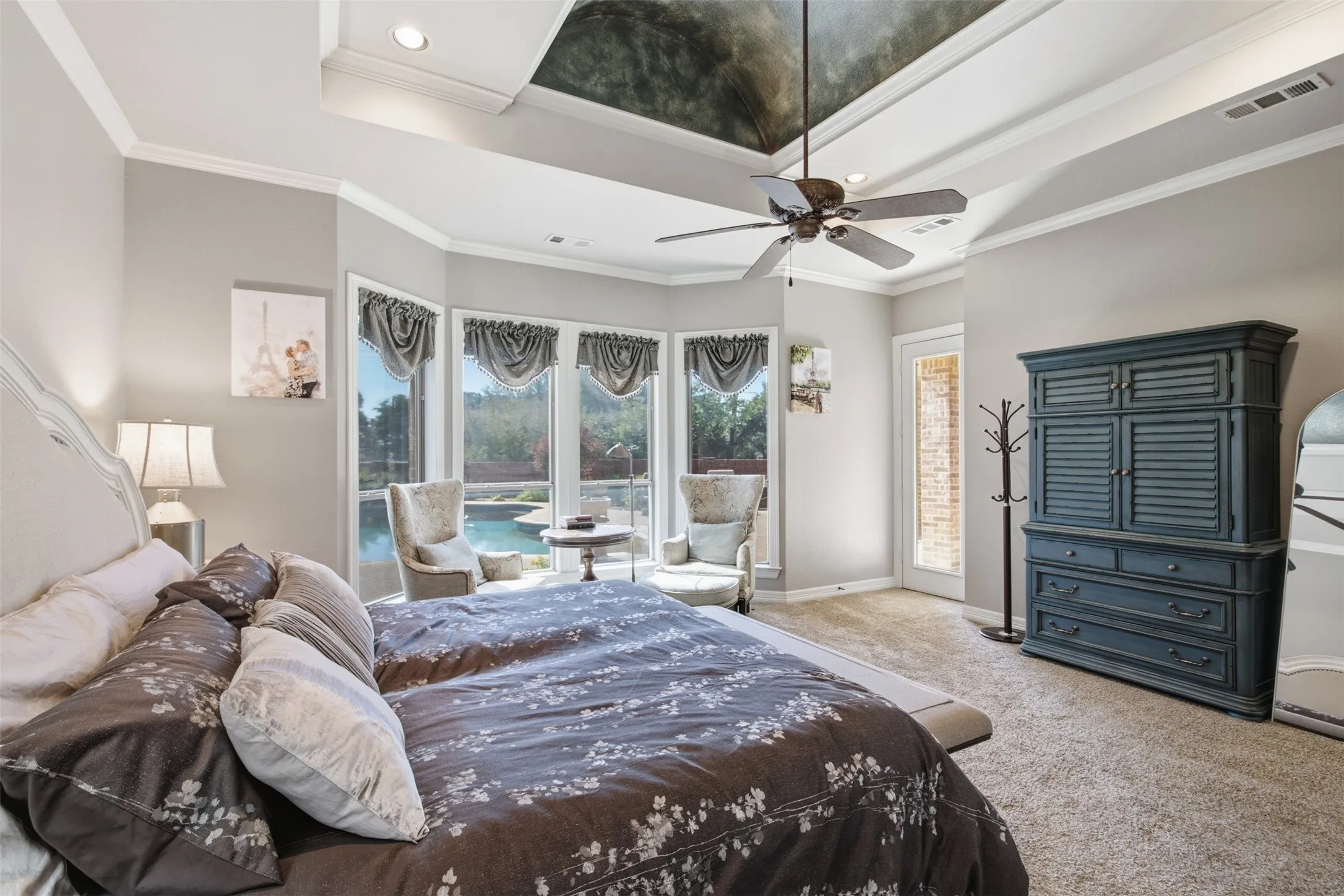 Single Family Residence For Sale in Tarrant County , 9204 Hailey Court, North Richland Hills, Texas 76182, 5 Bedroom, 3 Bathroom, 3 Garage spaces, 4,450 Sqft, built in 2004, mls#21408871, Real Estate Agent in North Richland Hills, Homes For Sale in Tarrant county, Homes For Sale in North Richland Hills, Realtor in North Richland Hills Texas, Real Estate Brokerage Independent Realty Texas, Luminita Cordes Realtor