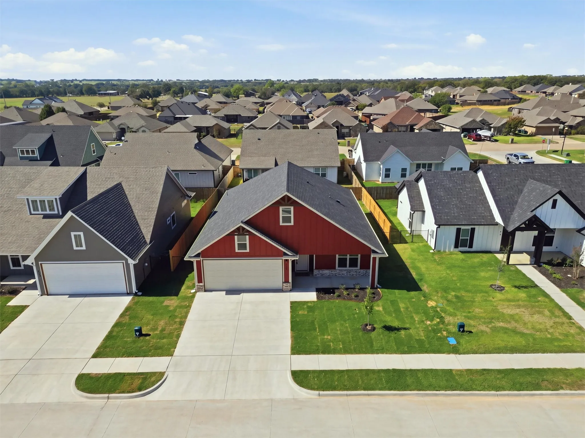 Single Family Residence For Sale in Hood County , 804 Lavender Court, Tolar, Texas 76476, 3 Bedroom, 2 Bathroom, 2 Garage spaces, 1,629 Sqft, built in 2026, mls#21391731, Real Estate Agent in Tolar, Homes For Sale in Hood county, Homes For Sale in Tolar, Realtor in Tolar Texas, Real Estate Brokerage Independent Realty Texas, Luminita Cordes Realtor