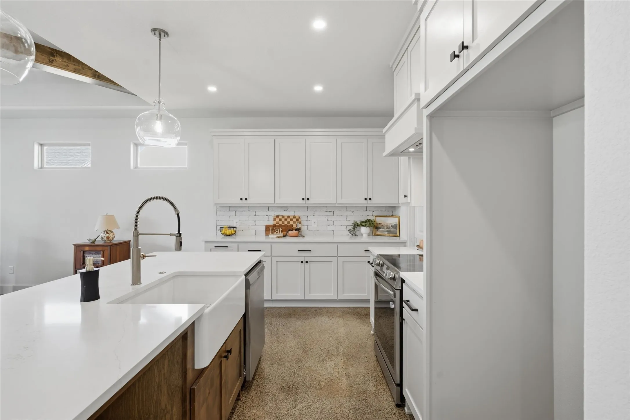 Single Family Residence For Sale in Hood County , 804 Lavender Court, Tolar, Texas 76476, 3 Bedroom, 2 Bathroom, 2 Garage spaces, 1,629 Sqft, built in 2026, mls#21391731, Real Estate Agent in Tolar, Homes For Sale in Hood county, Homes For Sale in Tolar, Realtor in Tolar Texas, Real Estate Brokerage Independent Realty Texas, Luminita Cordes Realtor