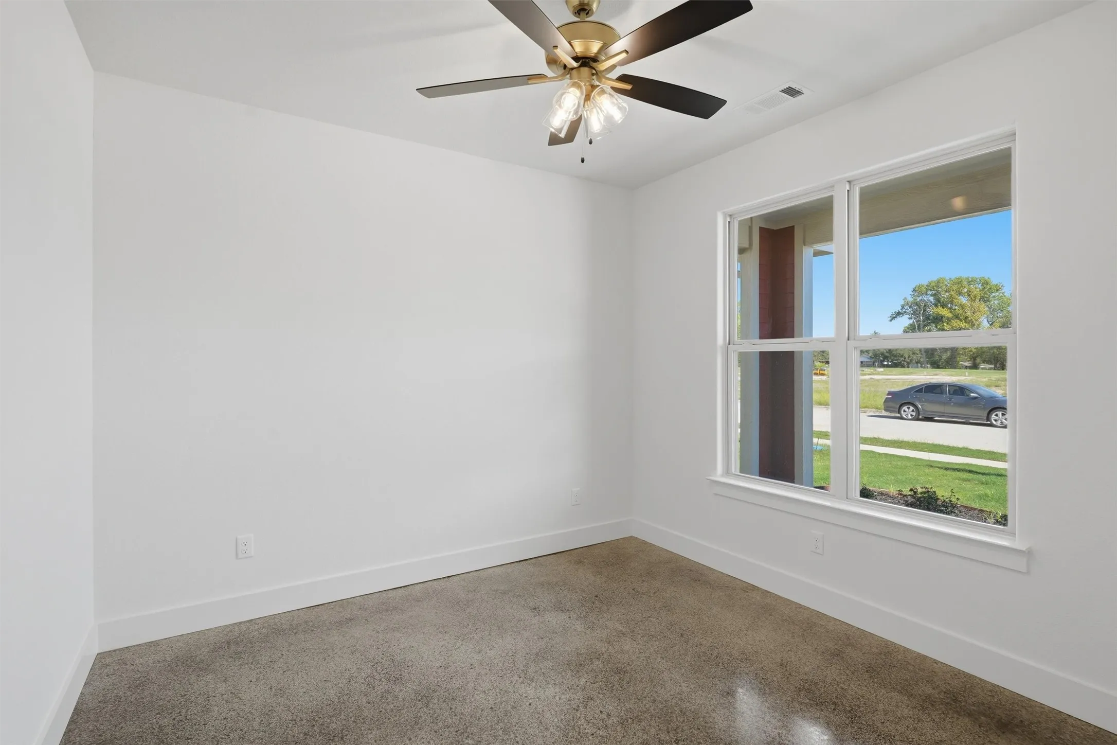 Single Family Residence For Sale in Hood County , 804 Lavender Court, Tolar, Texas 76476, 3 Bedroom, 2 Bathroom, 2 Garage spaces, 1,629 Sqft, built in 2026, mls#21391731, Real Estate Agent in Tolar, Homes For Sale in Hood county, Homes For Sale in Tolar, Realtor in Tolar Texas, Real Estate Brokerage Independent Realty Texas, Luminita Cordes Realtor