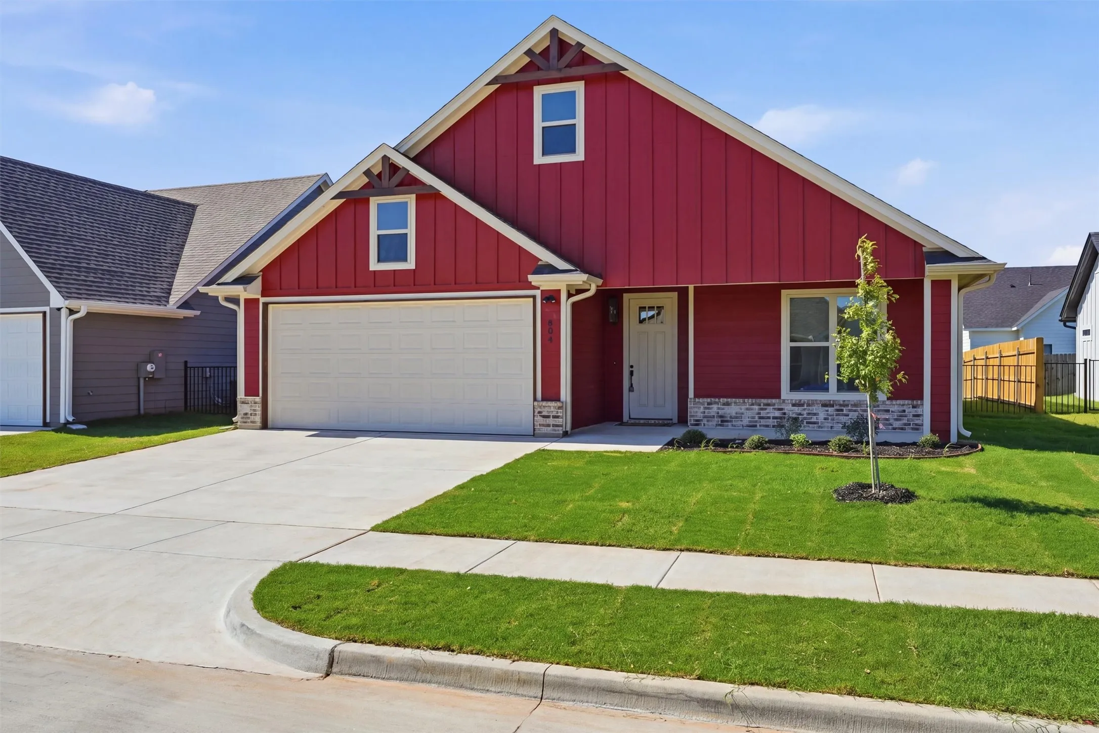 Single Family Residence For Sale in Hood County , 804 Lavender Court, Tolar, Texas 76476, 3 Bedroom, 2 Bathroom, 2 Garage spaces, 1,629 Sqft, built in 2026, mls#21391731, Real Estate Agent in Tolar, Homes For Sale in Hood county, Homes For Sale in Tolar, Realtor in Tolar Texas, Real Estate Brokerage Independent Realty Texas, Luminita Cordes Realtor