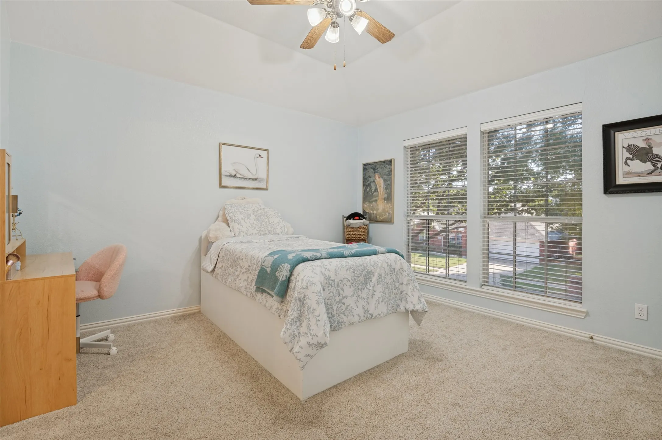 Single Family Residence For Sale in Tarrant County , 2323 Everton Drive, Arlington, Texas 76001, 4 Bedroom, 4 Bathroom, 2 Garage spaces, 3,626 Sqft, built in 2001, mls#21408846, Real Estate Agent in Arlington, Homes For Sale in Tarrant county, Homes For Sale in Arlington, Realtor in Arlington Texas, Real Estate Brokerage Independent Realty Texas, Luminita Cordes Realtor