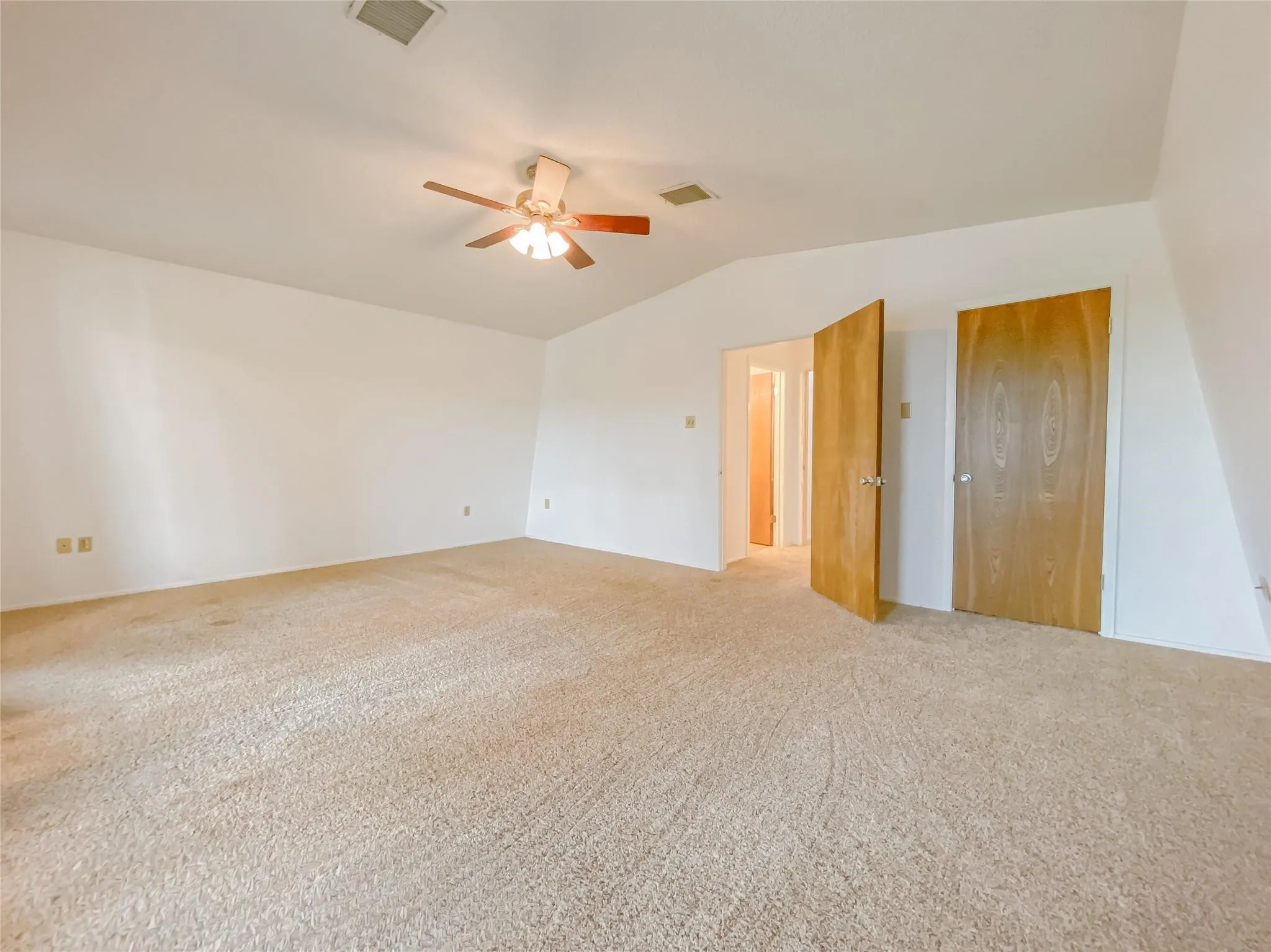 Farm For Sale in Taylor County , 2302 County Road 131, Tuscola, Texas 79562, 4 Bedroom, 2 Bathroom, 2 Garage spaces, 2,464 Sqft, built in 1983, mls#21408090, Real Estate Agent in Tuscola, Homes For Sale in Taylor county, Homes For Sale in Tuscola, Realtor in Tuscola Texas, Real Estate Brokerage Independent Realty Texas, Luminita Cordes Realtor