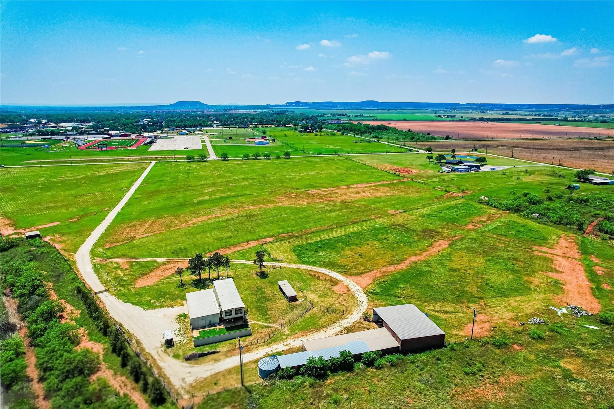 Farm For Sale in Taylor County , 2302 County Road 131, Tuscola, Texas 79562, 4 Bedroom, 2 Bathroom, 2 Garage spaces, 2,464 Sqft, built in 1983, mls#21408090, Real Estate Agent in Tuscola, Homes For Sale in Taylor county, Homes For Sale in Tuscola, Realtor in Tuscola Texas, Real Estate Brokerage Independent Realty Texas, Luminita Cordes Realtor