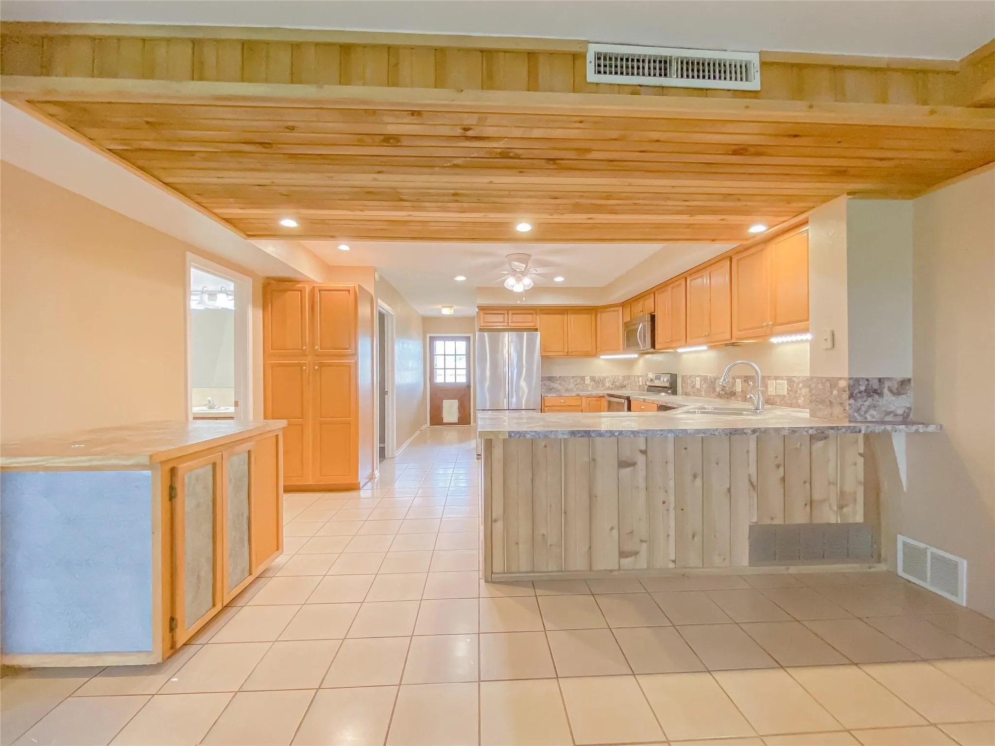 Farm For Sale in Taylor County , 2302 County Road 131, Tuscola, Texas 79562, 4 Bedroom, 2 Bathroom, 2 Garage spaces, 2,464 Sqft, built in 1983, mls#21408090, Real Estate Agent in Tuscola, Homes For Sale in Taylor county, Homes For Sale in Tuscola, Realtor in Tuscola Texas, Real Estate Brokerage Independent Realty Texas, Luminita Cordes Realtor