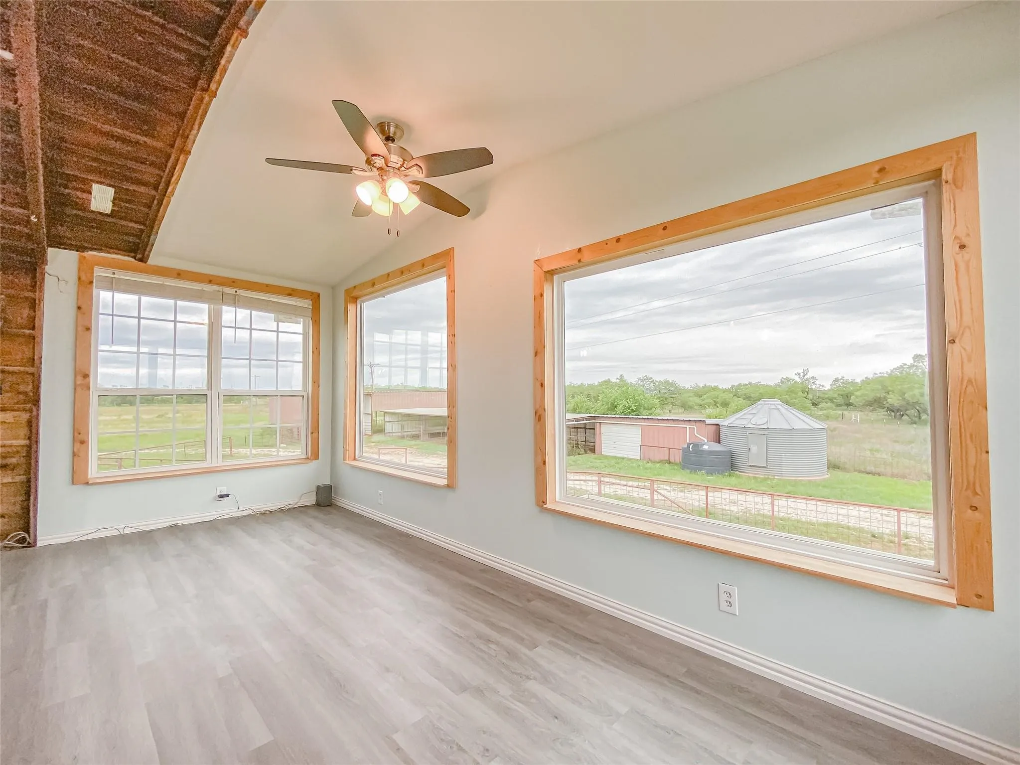 Farm For Sale in Taylor County , 2302 County Road 131, Tuscola, Texas 79562, 4 Bedroom, 2 Bathroom, 2 Garage spaces, 2,464 Sqft, built in 1983, mls#21408090, Real Estate Agent in Tuscola, Homes For Sale in Taylor county, Homes For Sale in Tuscola, Realtor in Tuscola Texas, Real Estate Brokerage Independent Realty Texas, Luminita Cordes Realtor