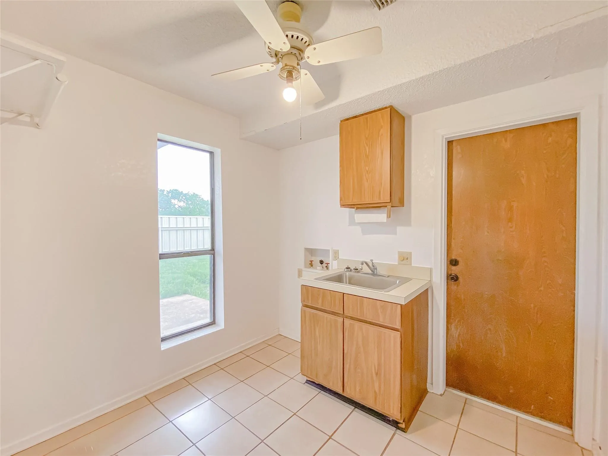 Farm For Sale in Taylor County , 2302 County Road 131, Tuscola, Texas 79562, 4 Bedroom, 2 Bathroom, 2 Garage spaces, 2,464 Sqft, built in 1983, mls#21408090, Real Estate Agent in Tuscola, Homes For Sale in Taylor county, Homes For Sale in Tuscola, Realtor in Tuscola Texas, Real Estate Brokerage Independent Realty Texas, Luminita Cordes Realtor