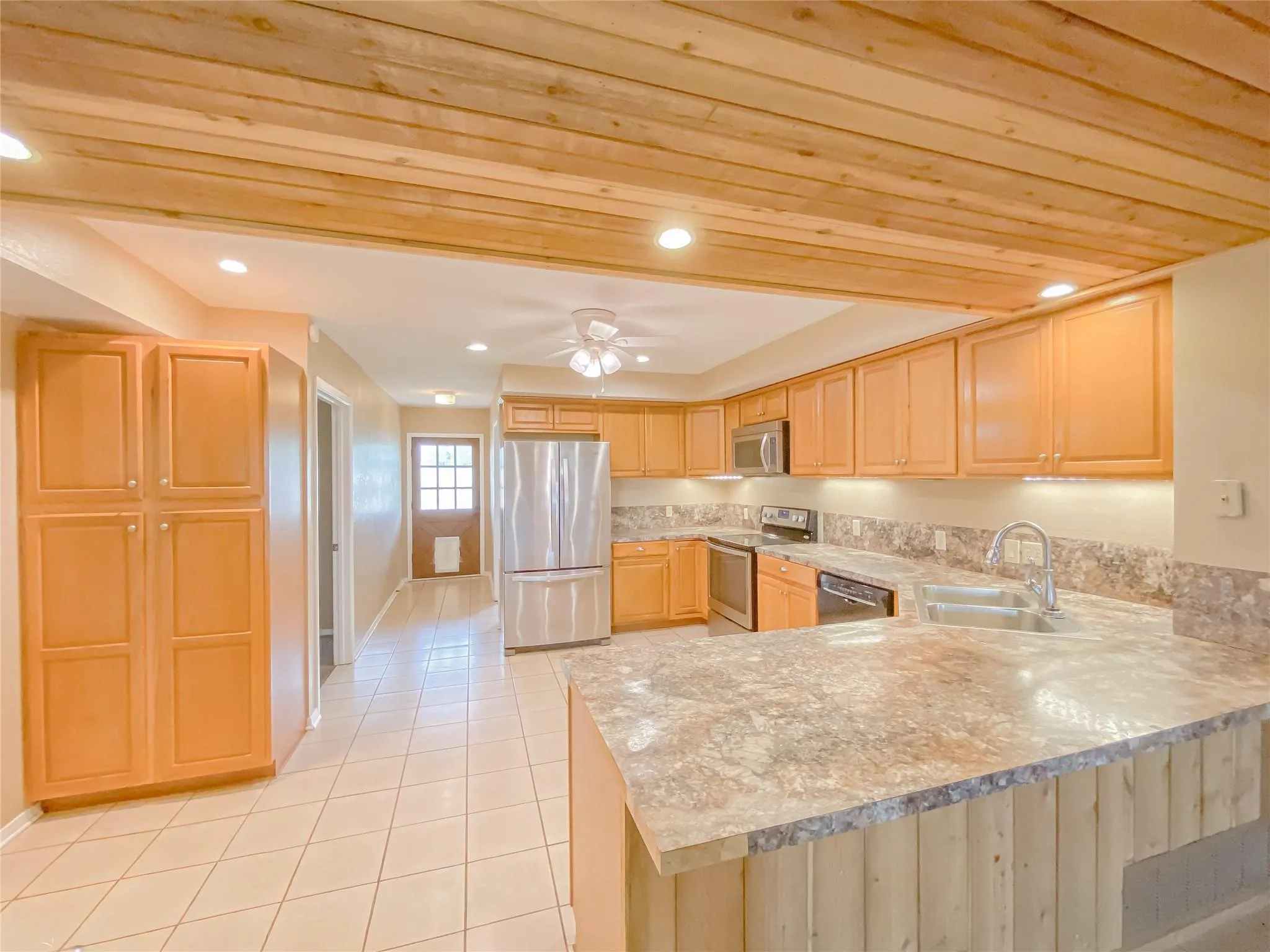 Farm For Sale in Taylor County , 2302 County Road 131, Tuscola, Texas 79562, 4 Bedroom, 2 Bathroom, 2 Garage spaces, 2,464 Sqft, built in 1983, mls#21408090, Real Estate Agent in Tuscola, Homes For Sale in Taylor county, Homes For Sale in Tuscola, Realtor in Tuscola Texas, Real Estate Brokerage Independent Realty Texas, Luminita Cordes Realtor