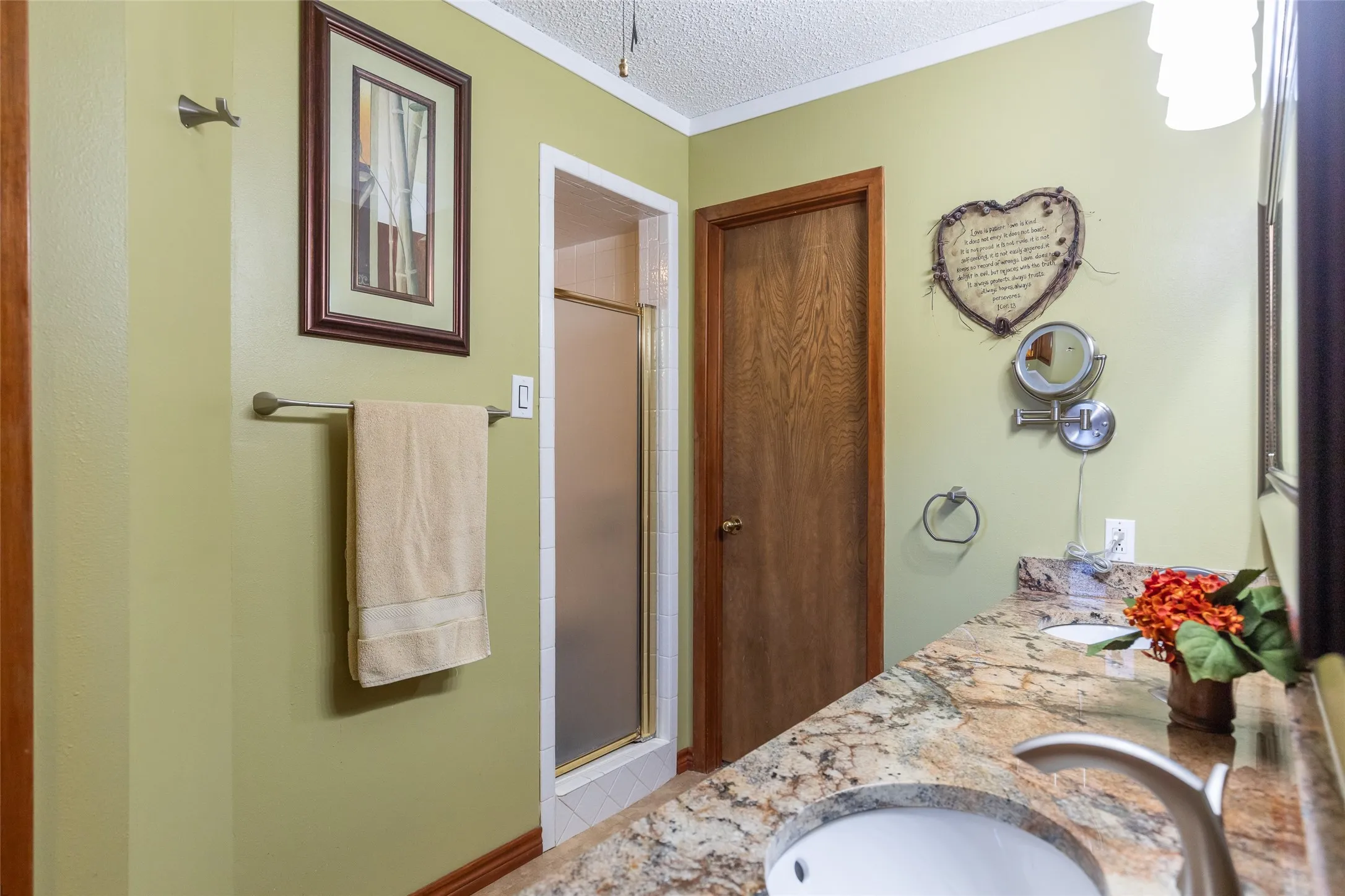 Single Family Residence For Sale in Taylor County , 5289 Sherbrooke Lane, Abilene, Texas 79606, 3 Bedroom, 2 Bathroom, 2 Garage spaces, 2,238 Sqft, built in 1983, mls#21408094, Real Estate Agent in Abilene, Homes For Sale in Taylor county, Homes For Sale in Abilene, Realtor in Abilene Texas, Real Estate Brokerage Independent Realty Texas, Luminita Cordes Realtor