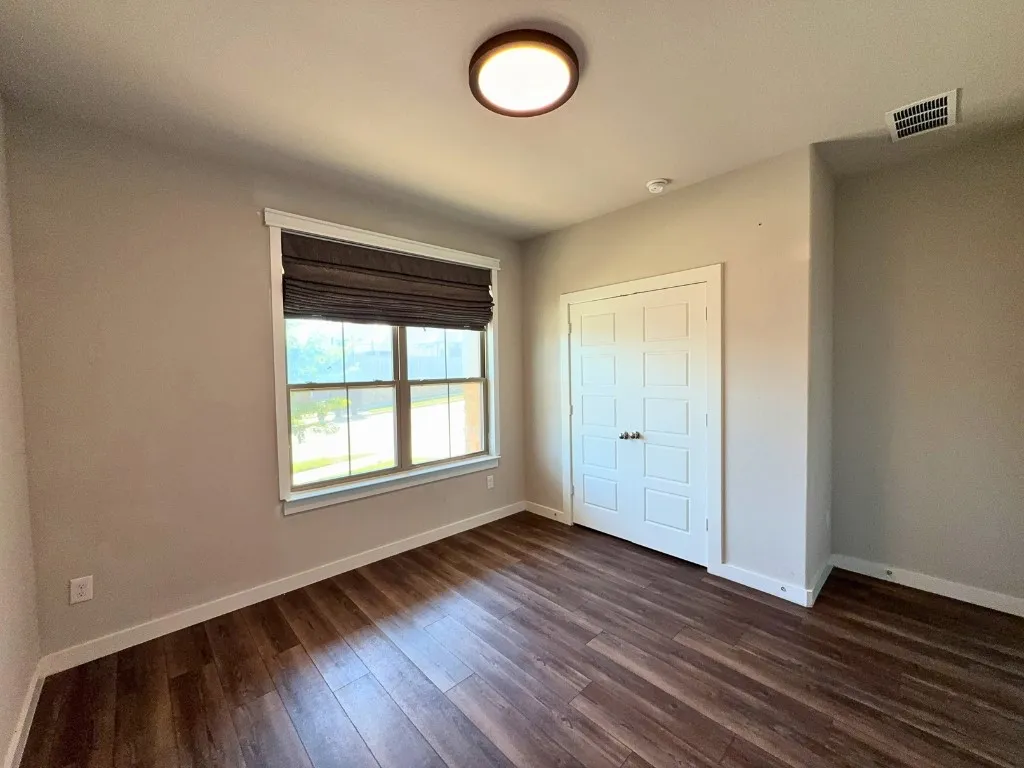 Single Family Residence For Rent in Tarrant County , 10740 Juniper Canyon Way, Fort Worth, Texas 76126, 5 Bedroom, 3 Bathroom, 2 Garage spaces, 2,998 Sqft, built in 2022, mls#21408910, Real Estate Agent in Fort Worth, Homes For Rent in Tarrant county, Homes For Rent in Fort Worth, Realtor in Fort Worth Texas, Real Estate Brokerage Independent Realty Texas, Luminita Cordes Realtor
