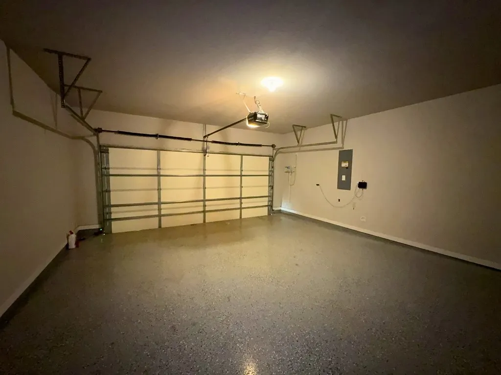 Single Family Residence For Rent in Tarrant County , 10740 Juniper Canyon Way, Fort Worth, Texas 76126, 5 Bedroom, 3 Bathroom, 2 Garage spaces, 2,998 Sqft, built in 2022, mls#21408910, Real Estate Agent in Fort Worth, Homes For Rent in Tarrant county, Homes For Rent in Fort Worth, Realtor in Fort Worth Texas, Real Estate Brokerage Independent Realty Texas, Luminita Cordes Realtor