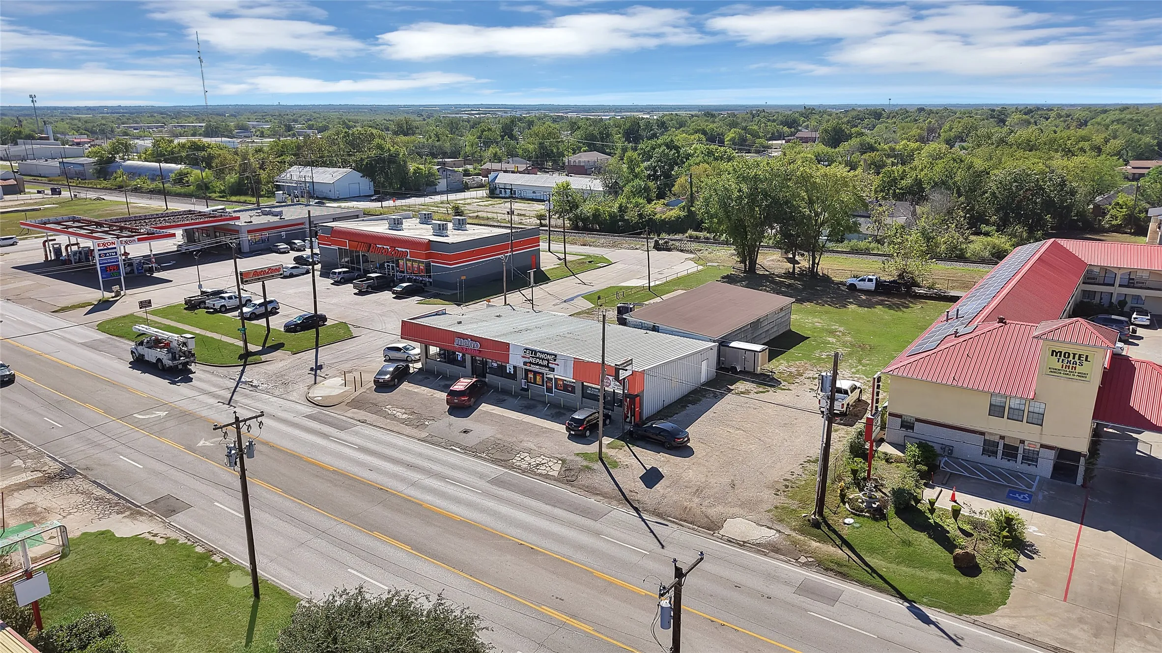 Retail For Sale in Kaufman County , 501 W Moore Avenue, Terrell, Texas 75160, 0, 0, Garage spaces, 0 Sqft, built in 1991, mls#21404823, Real Estate Agent in Terrell, Homes For Sale in Kaufman county, Homes For Sale in Terrell, Realtor in Terrell Texas, Real Estate Brokerage Independent Realty Texas, Luminita Cordes Realtor
