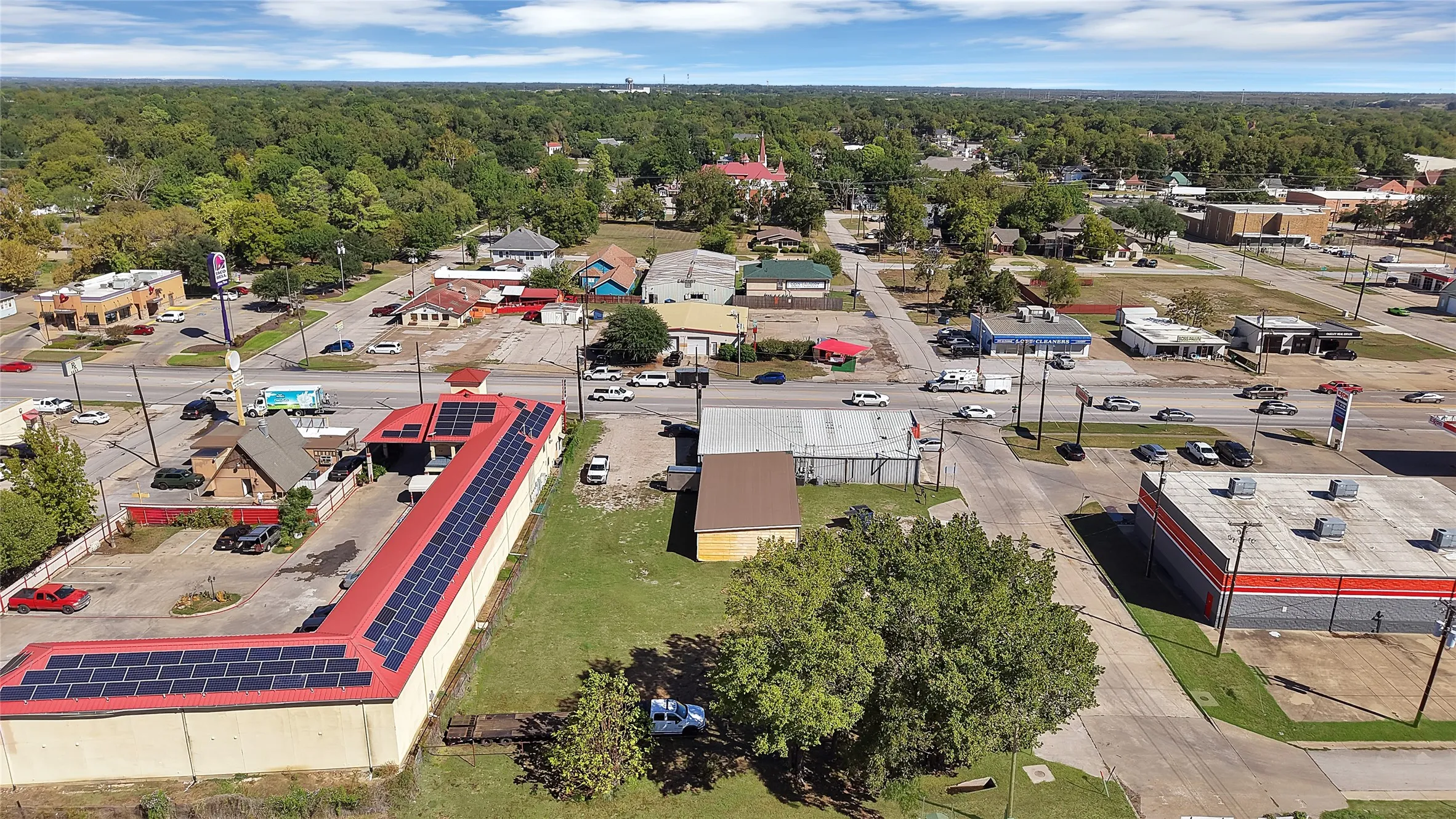 Retail For Sale in Kaufman County , 501 W Moore Avenue, Terrell, Texas 75160, 0, 0, Garage spaces, 0 Sqft, built in 1991, mls#21404823, Real Estate Agent in Terrell, Homes For Sale in Kaufman county, Homes For Sale in Terrell, Realtor in Terrell Texas, Real Estate Brokerage Independent Realty Texas, Luminita Cordes Realtor