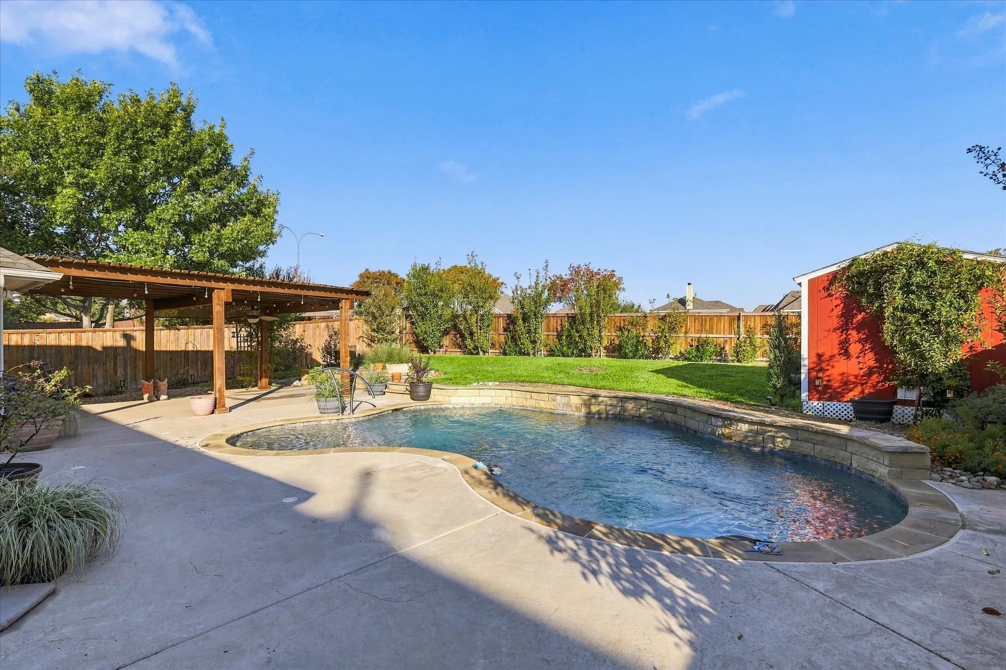Single Family Residence For Sale in Denton County , 4029 Burwood Drive, Fort Worth, Texas 76262, 4 Bedroom, 2 Bathroom, 2 Garage spaces, 2,267 Sqft, built in 2007, mls#21402936, Real Estate Agent in Fort Worth, Homes For Sale in Denton county, Homes For Sale in Fort Worth, Realtor in Fort Worth Texas, Real Estate Brokerage Independent Realty Texas, Luminita Cordes Realtor