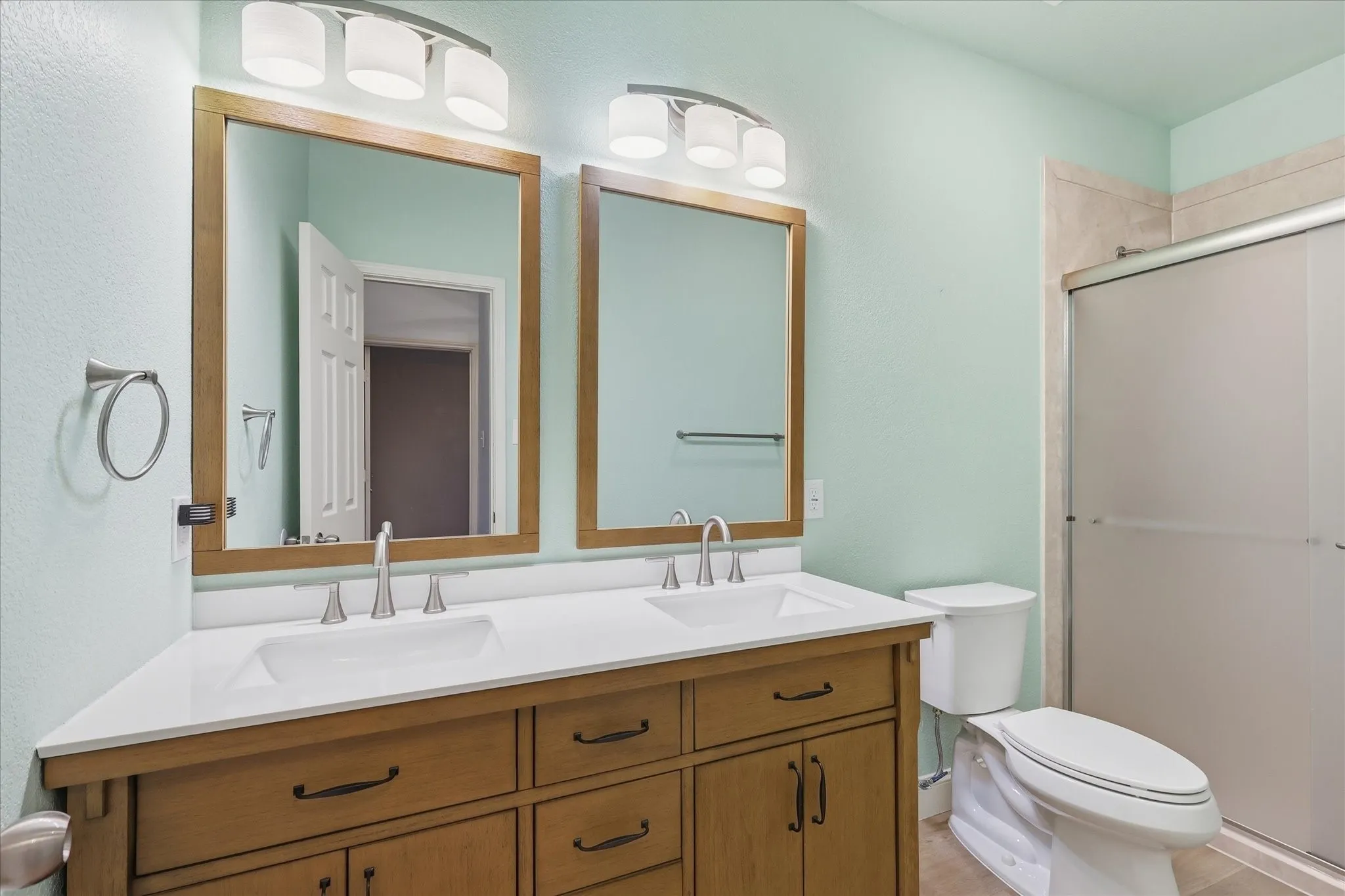 Single Family Residence For Sale in Denton County , 4029 Burwood Drive, Fort Worth, Texas 76262, 4 Bedroom, 2 Bathroom, 2 Garage spaces, 2,267 Sqft, built in 2007, mls#21402936, Real Estate Agent in Fort Worth, Homes For Sale in Denton county, Homes For Sale in Fort Worth, Realtor in Fort Worth Texas, Real Estate Brokerage Independent Realty Texas, Luminita Cordes Realtor