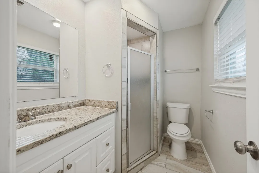 Single Family Residence For Rent in Tarrant County , 5853 Lance Court, Haltom City, Texas 76148, 3 Bedroom, 2 Bathroom, 2 Garage spaces, 1,398 Sqft, built in 1973, mls#21405264, Real Estate Agent in Haltom City, Homes For Rent in Tarrant county, Homes For Rent in Haltom City, Realtor in Haltom City Texas, Real Estate Brokerage Independent Realty Texas, Luminita Cordes Realtor