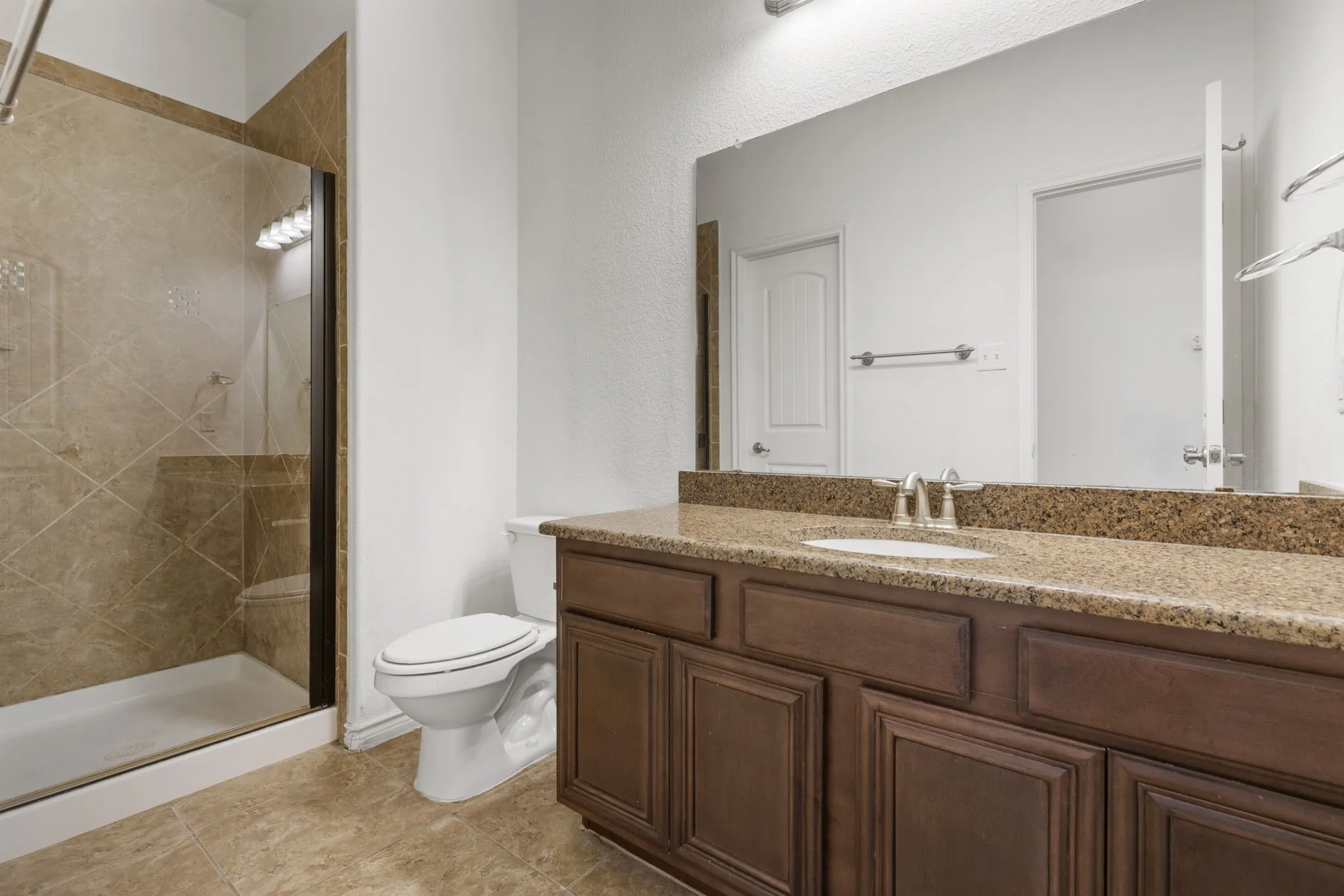 Townhouse For Rent in Collin County , 8812 Papa Trail, Mc Kinney, Texas 75070, 4 Bedroom, 3 Bathroom, 2 Garage spaces, 2,444 Sqft, built in 2011, mls#21407438, Real Estate Agent in Mc Kinney, Homes For Rent in Collin county, Homes For Rent in Mc Kinney, Realtor in Mc Kinney Texas, Real Estate Brokerage Independent Realty Texas, Luminita Cordes Realtor