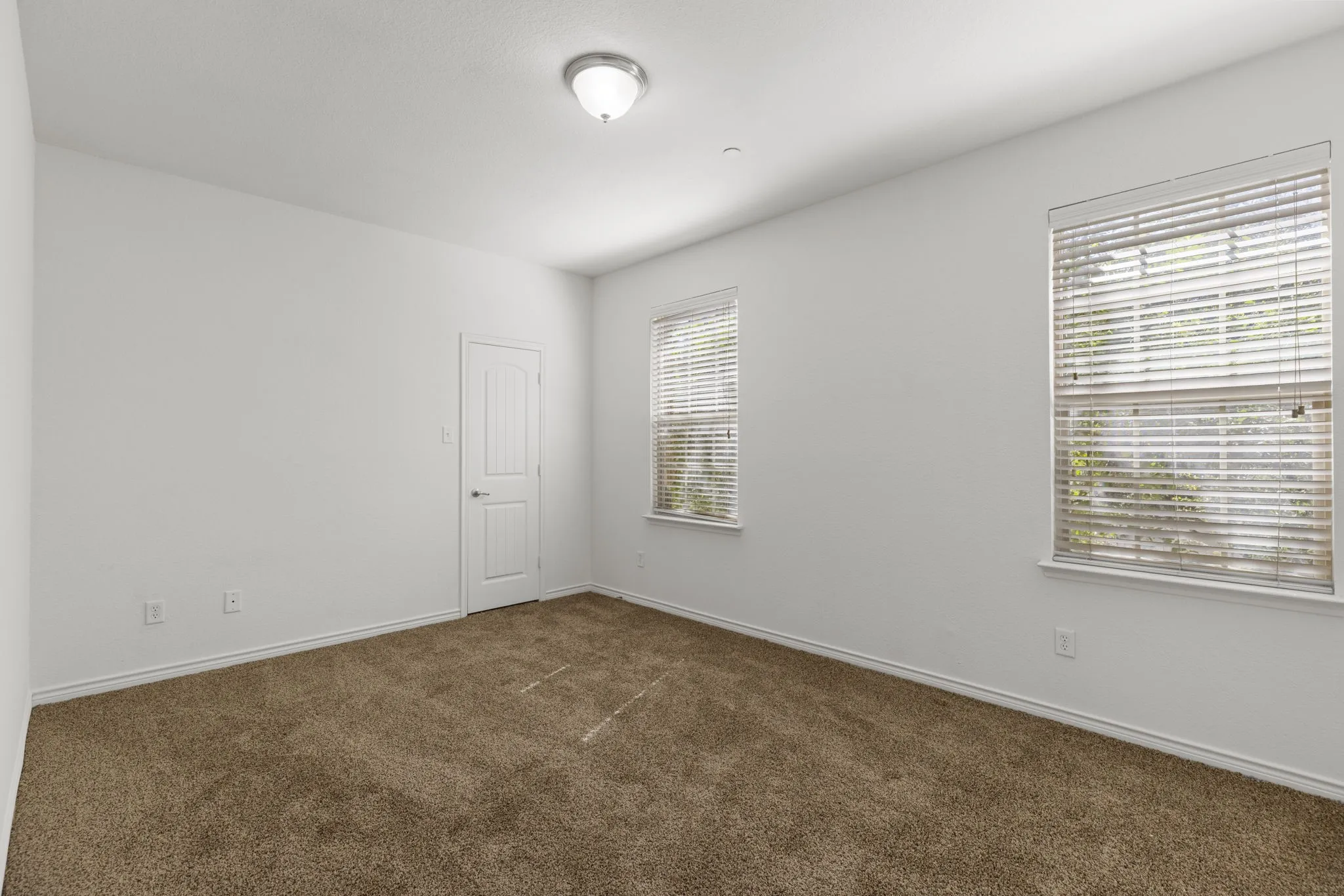 Townhouse For Rent in Collin County , 8812 Papa Trail, Mc Kinney, Texas 75070, 4 Bedroom, 3 Bathroom, 2 Garage spaces, 2,444 Sqft, built in 2011, mls#21407438, Real Estate Agent in Mc Kinney, Homes For Rent in Collin county, Homes For Rent in Mc Kinney, Realtor in Mc Kinney Texas, Real Estate Brokerage Independent Realty Texas, Luminita Cordes Realtor