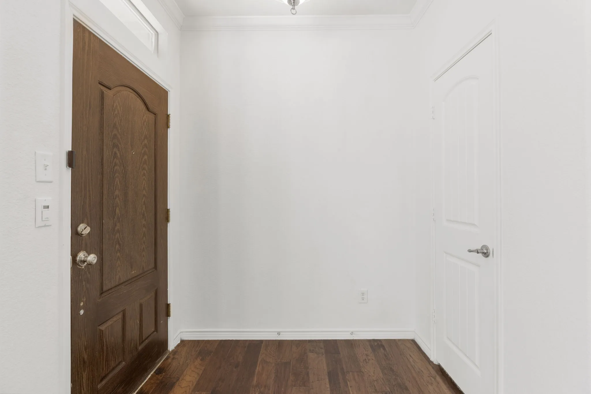 Townhouse For Rent in Collin County , 8812 Papa Trail, Mc Kinney, Texas 75070, 4 Bedroom, 3 Bathroom, 2 Garage spaces, 2,444 Sqft, built in 2011, mls#21407438, Real Estate Agent in Mc Kinney, Homes For Rent in Collin county, Homes For Rent in Mc Kinney, Realtor in Mc Kinney Texas, Real Estate Brokerage Independent Realty Texas, Luminita Cordes Realtor