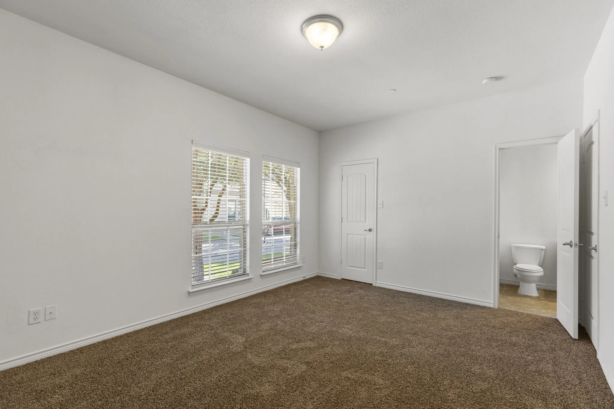 Townhouse For Rent in Collin County , 8812 Papa Trail, Mc Kinney, Texas 75070, 4 Bedroom, 3 Bathroom, 2 Garage spaces, 2,444 Sqft, built in 2011, mls#21407438, Real Estate Agent in Mc Kinney, Homes For Rent in Collin county, Homes For Rent in Mc Kinney, Realtor in Mc Kinney Texas, Real Estate Brokerage Independent Realty Texas, Luminita Cordes Realtor