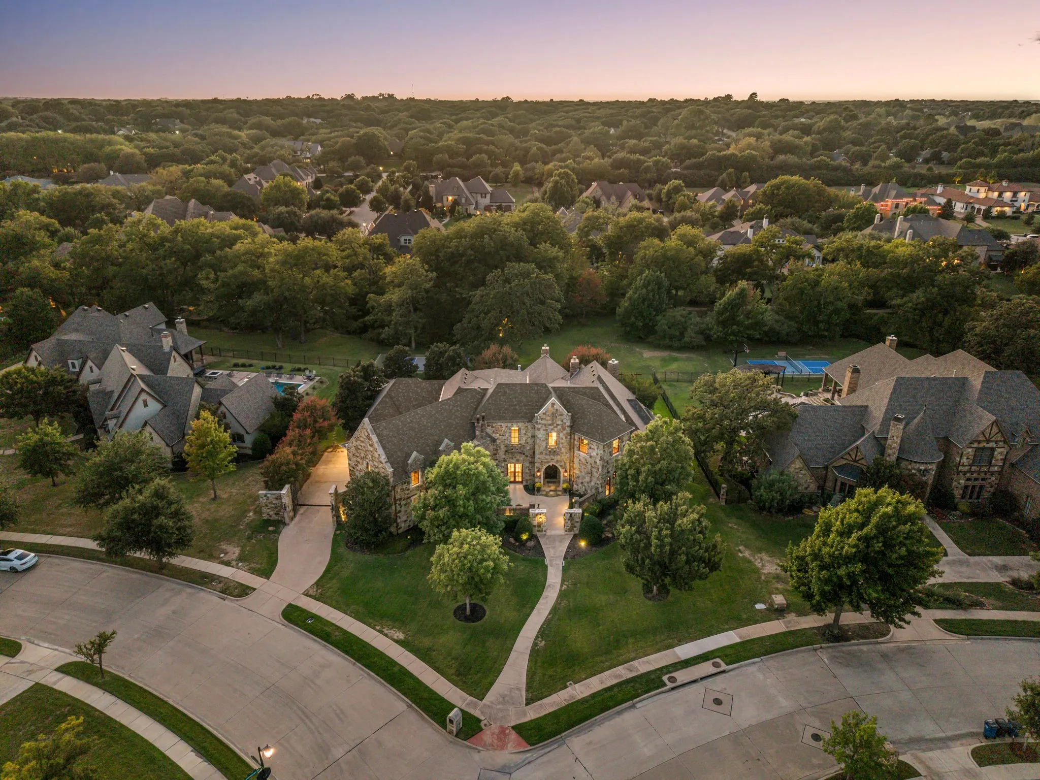 Single Family Residence For Sale in Tarrant County , 1508 Glenmeade Court, Keller, Texas 76262, 6 Bedroom, 8 Bathroom, 4 Garage spaces, 7,386 Sqft, built in 2008, mls#21407113, Real Estate Agent in Keller, Homes For Sale in Tarrant county, Homes For Sale in Keller, Realtor in Keller Texas, Real Estate Brokerage Independent Realty Texas, Luminita Cordes Realtor