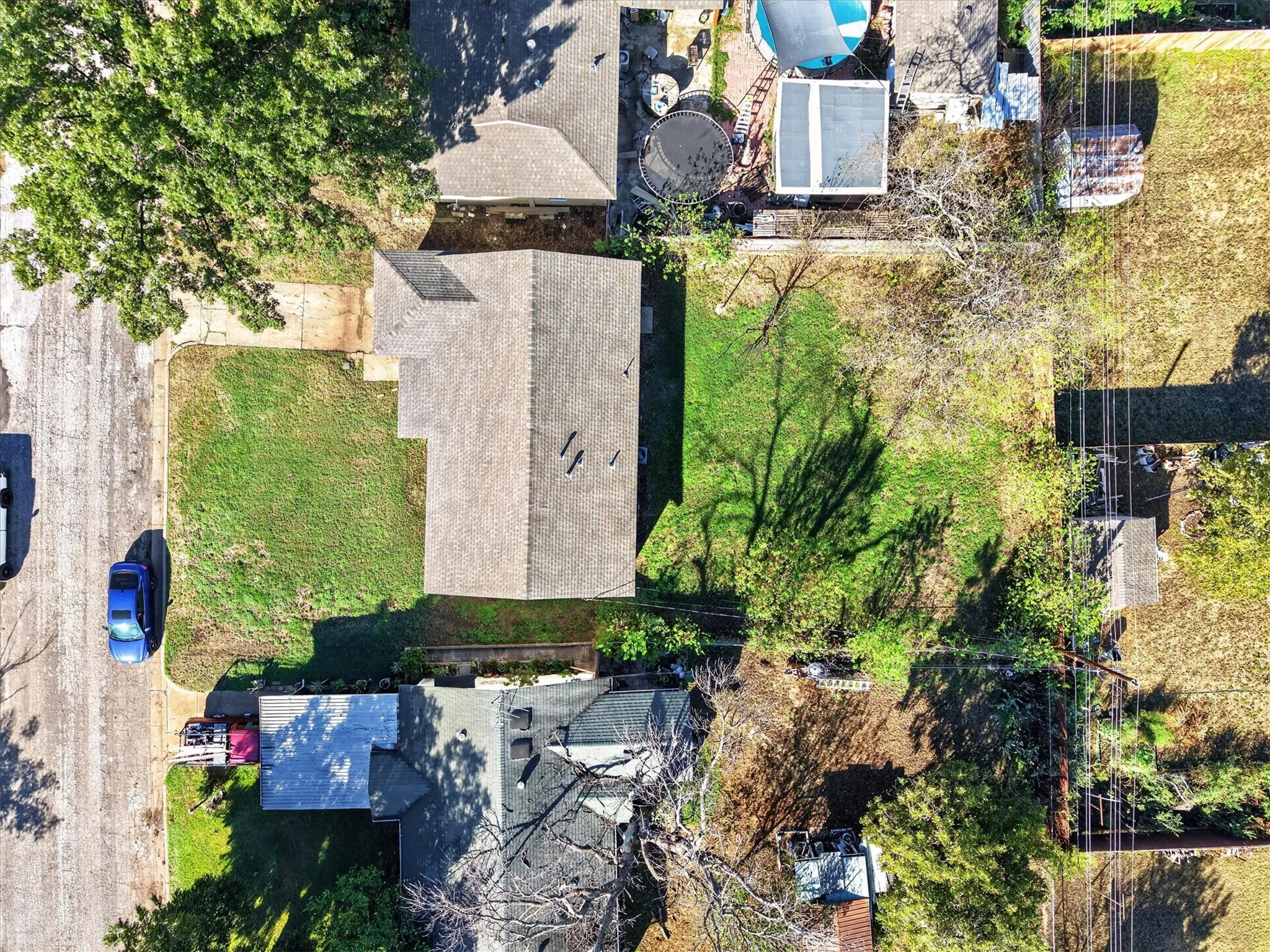 Single Family Residence For Sale in Tarrant County , 3921 Dana Drive, Haltom City, Texas 76117, 4 Bedroom, 3 Bathroom, Garage spaces, 994 Sqft, built in 1959, mls#21408935, Real Estate Agent in Haltom City, Homes For Sale in Tarrant county, Homes For Sale in Haltom City, Realtor in Haltom City Texas, Real Estate Brokerage Independent Realty Texas, Luminita Cordes Realtor