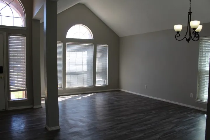 Single Family Residence For Sale in Tarrant County , 6705 Northland Drive, Fort Worth, Texas 76137, 4 Bedroom, 2 Bathroom, 2 Garage spaces, 2,101 Sqft, built in 1999, mls#21408942, Real Estate Agent in Fort Worth, Homes For Sale in Tarrant county, Homes For Sale in Fort Worth, Realtor in Fort Worth Texas, Real Estate Brokerage Independent Realty Texas, Luminita Cordes Realtor