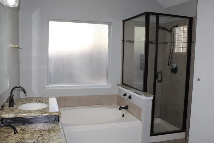 Single Family Residence For Sale in Tarrant County , 6705 Northland Drive, Fort Worth, Texas 76137, 4 Bedroom, 2 Bathroom, 2 Garage spaces, 2,101 Sqft, built in 1999, mls#21408942, Real Estate Agent in Fort Worth, Homes For Sale in Tarrant county, Homes For Sale in Fort Worth, Realtor in Fort Worth Texas, Real Estate Brokerage Independent Realty Texas, Luminita Cordes Realtor