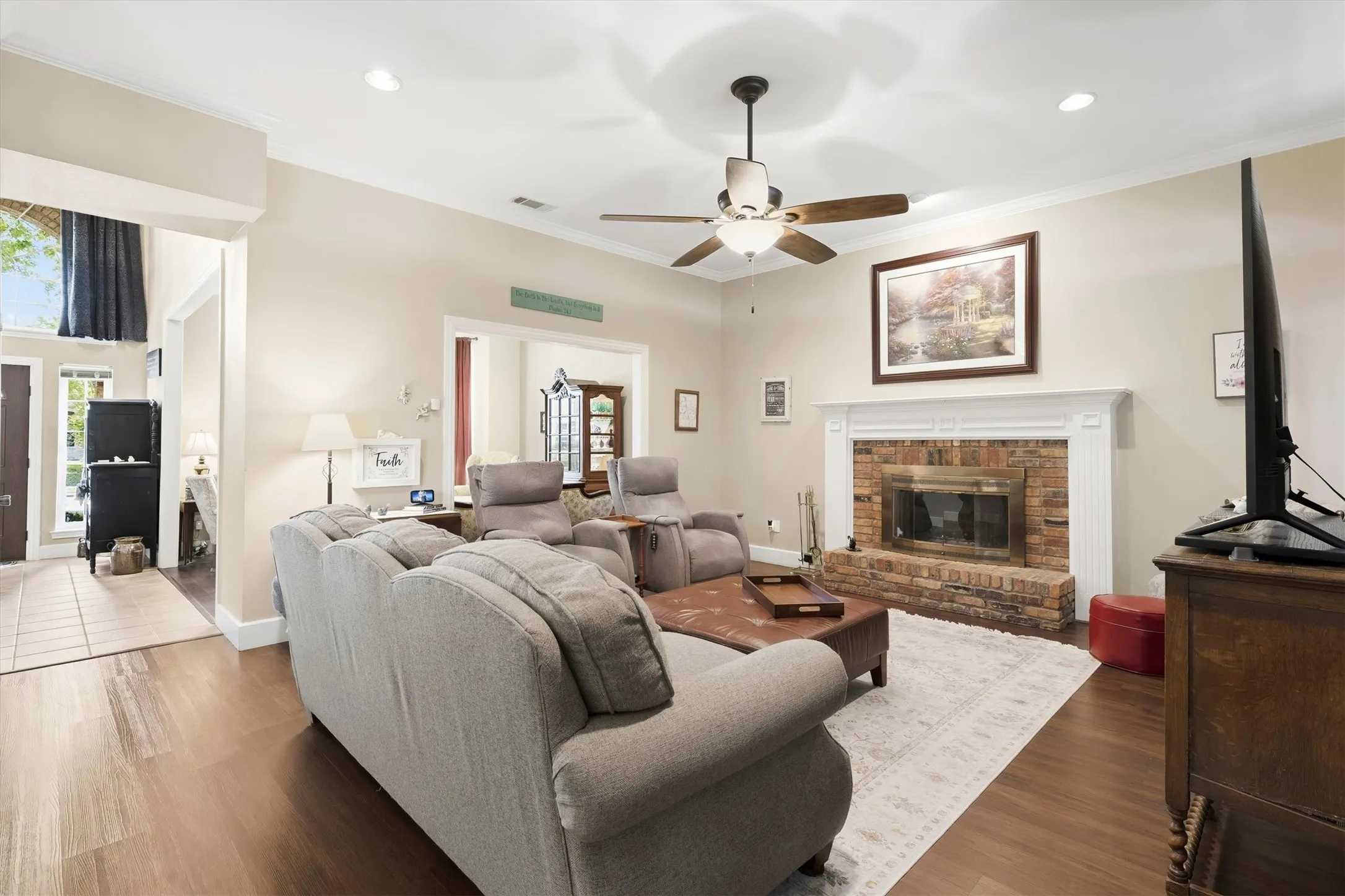 w/fireplace