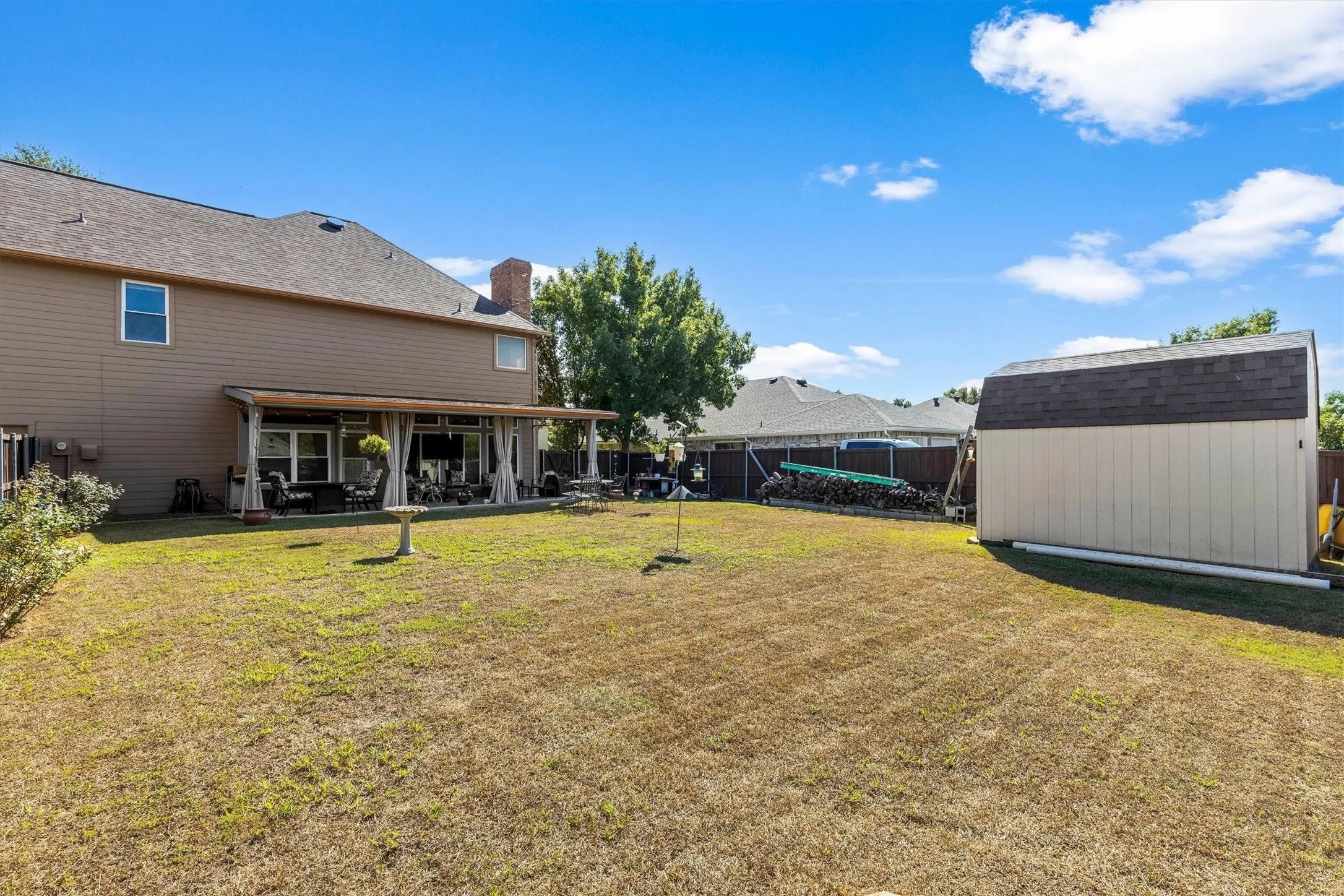 Single Family Residence For Sale in Collin County , 407 Grant Drive, Wylie, Texas 75098, 4 Bedroom, 3 Bathroom, 2 Garage spaces, 2,351 Sqft, built in 1989, mls#21408530, Real Estate Agent in Wylie, Homes For Sale in Collin county, Homes For Sale in Wylie, Realtor in Wylie Texas, Real Estate Brokerage Independent Realty Texas, Luminita Cordes Realtor