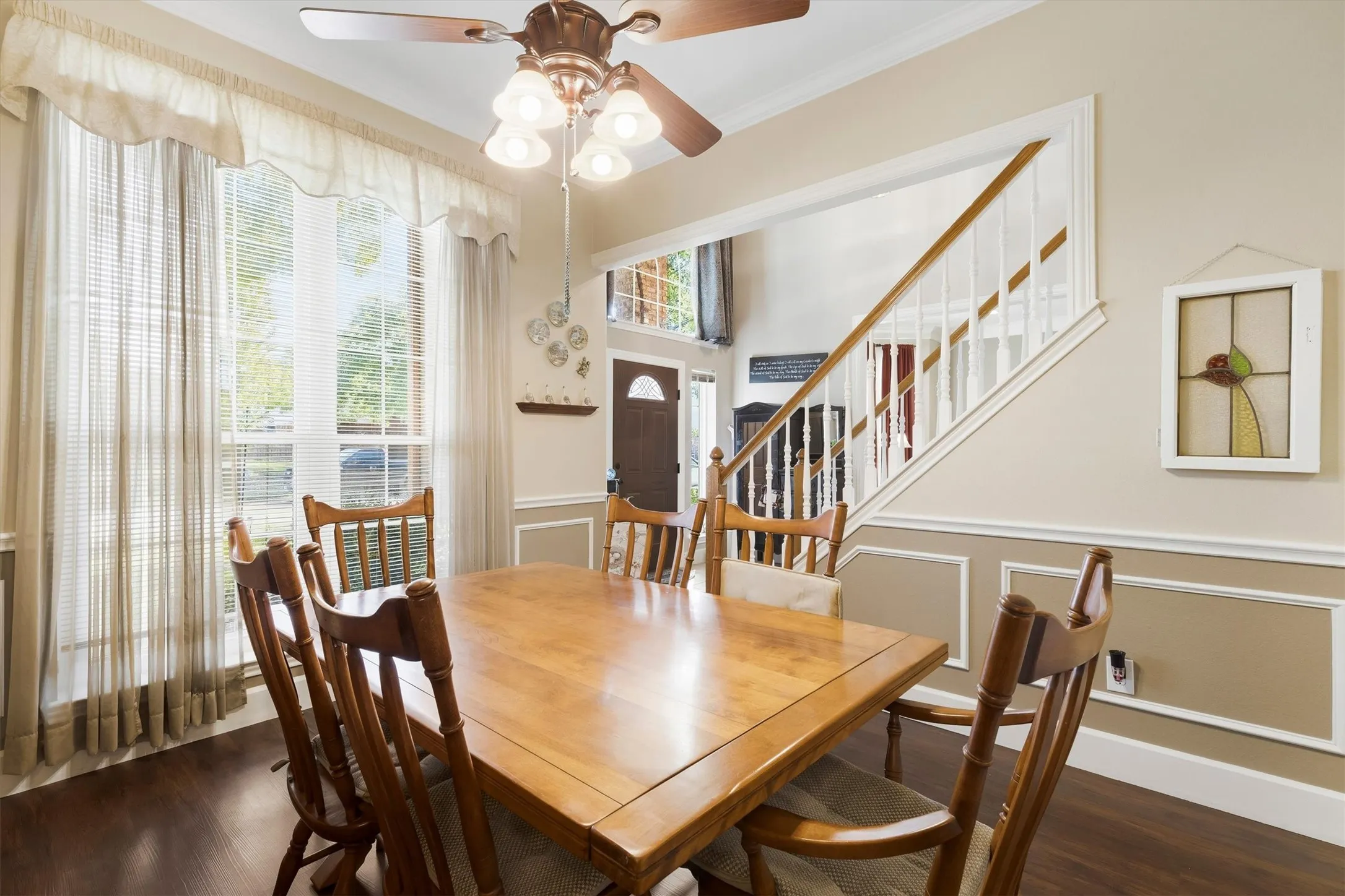 Single Family Residence For Sale in Collin County , 407 Grant Drive, Wylie, Texas 75098, 4 Bedroom, 3 Bathroom, 2 Garage spaces, 2,351 Sqft, built in 1989, mls#21408530, Real Estate Agent in Wylie, Homes For Sale in Collin county, Homes For Sale in Wylie, Realtor in Wylie Texas, Real Estate Brokerage Independent Realty Texas, Luminita Cordes Realtor