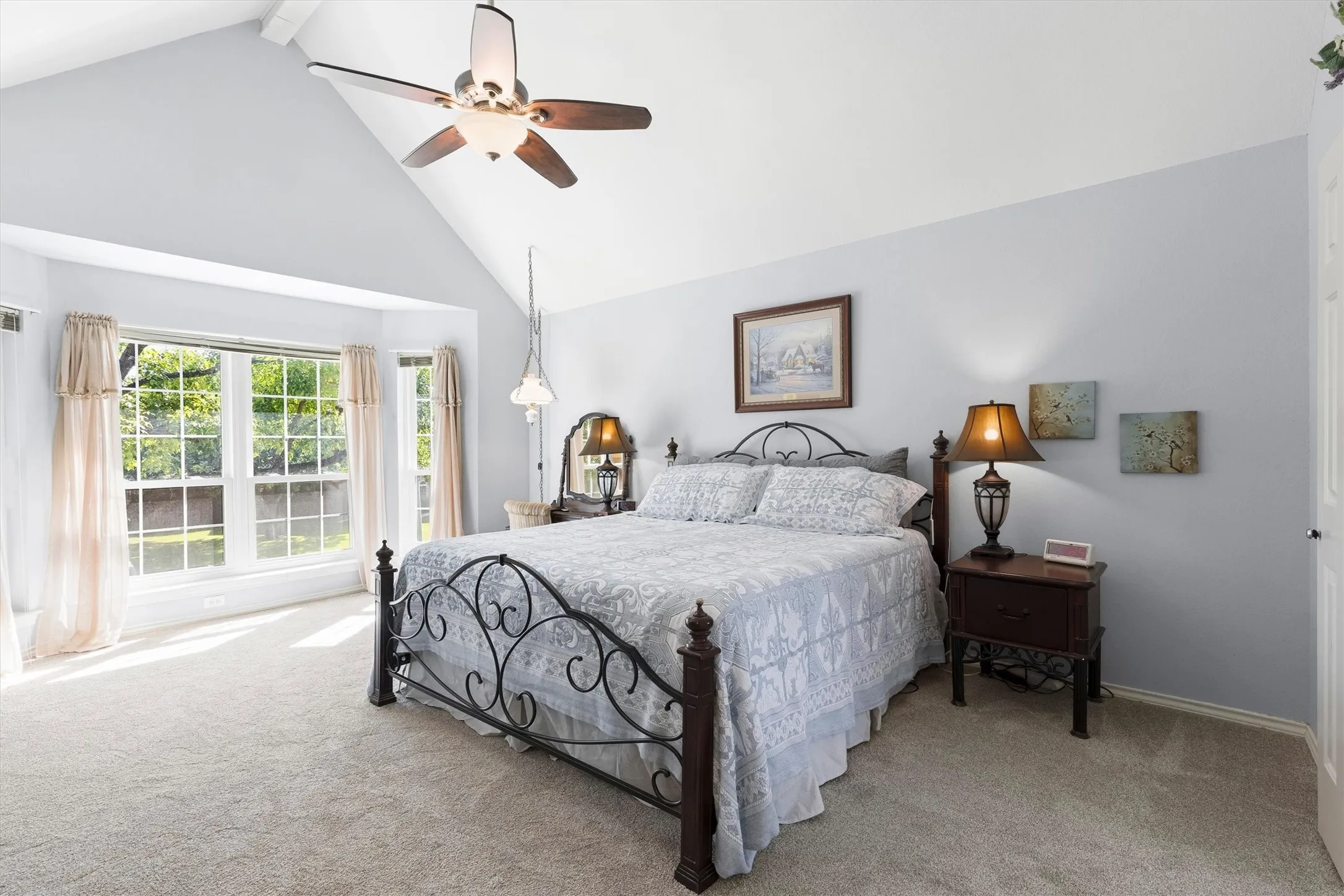 All bedrooms are upstairs