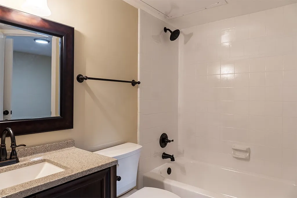 Condominium For Rent in Collin County , 18333 Roehampton Drive 417, Dallas, Texas 75252, 1 Bedroom, 1 Bathroom, Garage spaces, 448 Sqft, built in 1985, mls#21408946, Real Estate Agent in Dallas, Homes For Rent in Collin county, Homes For Rent in Dallas, Realtor in Dallas Texas, Real Estate Brokerage Independent Realty Texas, Luminita Cordes Realtor