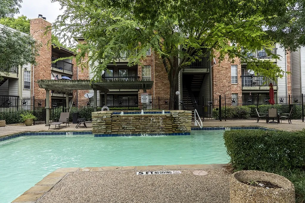 Condominium For Rent in Collin County , 18333 Roehampton Drive 417, Dallas, Texas 75252, 1 Bedroom, 1 Bathroom, Garage spaces, 448 Sqft, built in 1985, mls#21408946, Real Estate Agent in Dallas, Homes For Rent in Collin county, Homes For Rent in Dallas, Realtor in Dallas Texas, Real Estate Brokerage Independent Realty Texas, Luminita Cordes Realtor