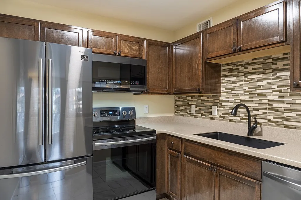 Condominium For Rent in Collin County , 18333 Roehampton Drive 417, Dallas, Texas 75252, 1 Bedroom, 1 Bathroom, Garage spaces, 448 Sqft, built in 1985, mls#21408946, Real Estate Agent in Dallas, Homes For Rent in Collin county, Homes For Rent in Dallas, Realtor in Dallas Texas, Real Estate Brokerage Independent Realty Texas, Luminita Cordes Realtor