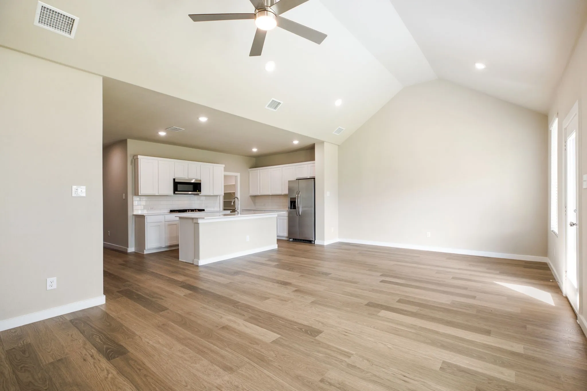 Single Family Residence For Rent in Collin County , 3711 Turpin Drive, Princeton, Texas 75071, 5 Bedroom, 4 Bathroom, 3 Garage spaces, 2,937 Sqft, built in 2026, mls#21408948, Real Estate Agent in Princeton, Homes For Rent in Collin county, Homes For Rent in Princeton, Realtor in Princeton Texas, Real Estate Brokerage Independent Realty Texas, Luminita Cordes Realtor