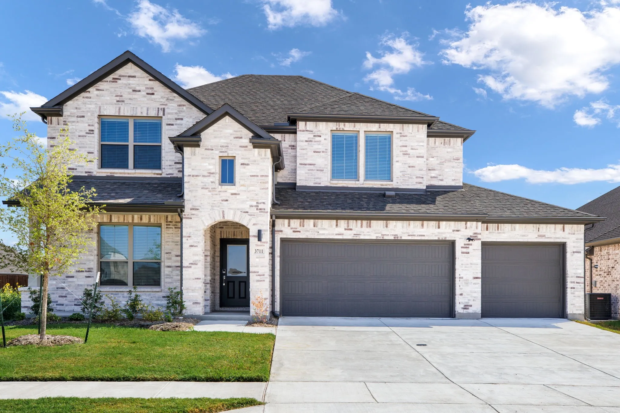 Single Family Residence For Rent
