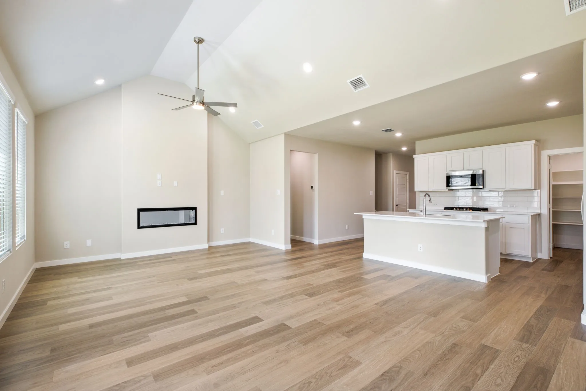 Single Family Residence For Rent in Collin County , 3711 Turpin Drive, Princeton, Texas 75071, 5 Bedroom, 4 Bathroom, 3 Garage spaces, 2,937 Sqft, built in 2026, mls#21408948, Real Estate Agent in Princeton, Homes For Rent in Collin county, Homes For Rent in Princeton, Realtor in Princeton Texas, Real Estate Brokerage Independent Realty Texas, Luminita Cordes Realtor
